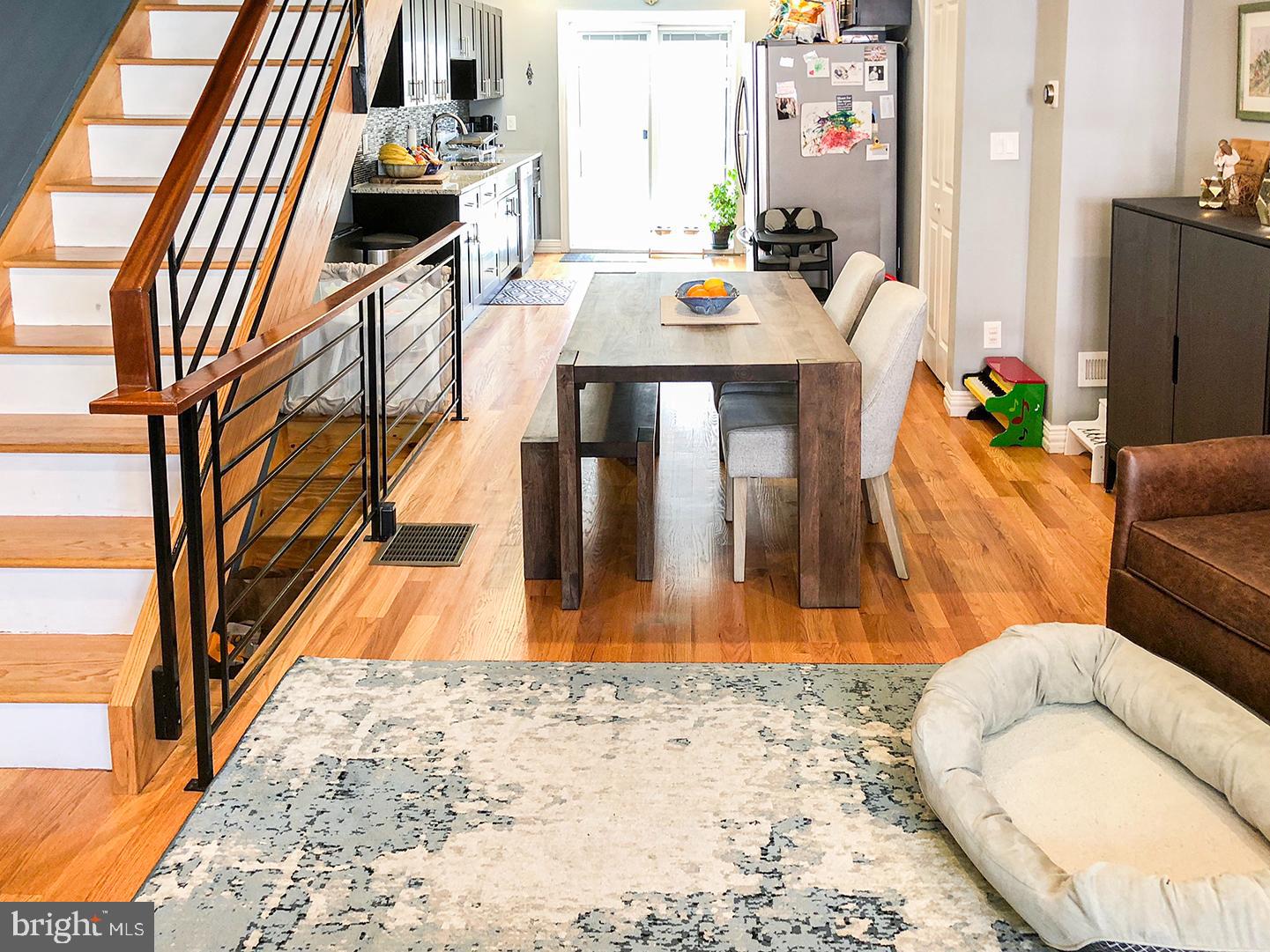 DICKINSON NARROWS - Residential Lease