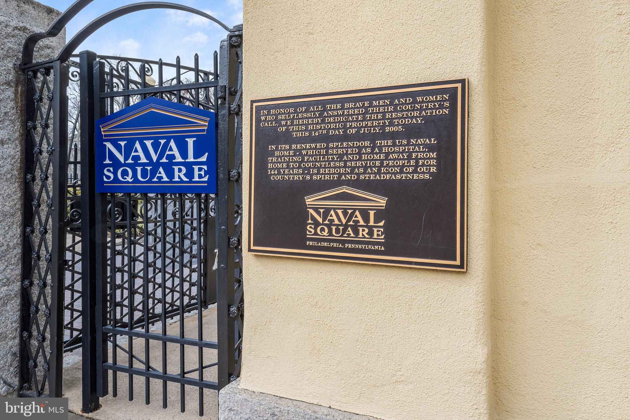 NAVAL SQUARE - Residential Lease