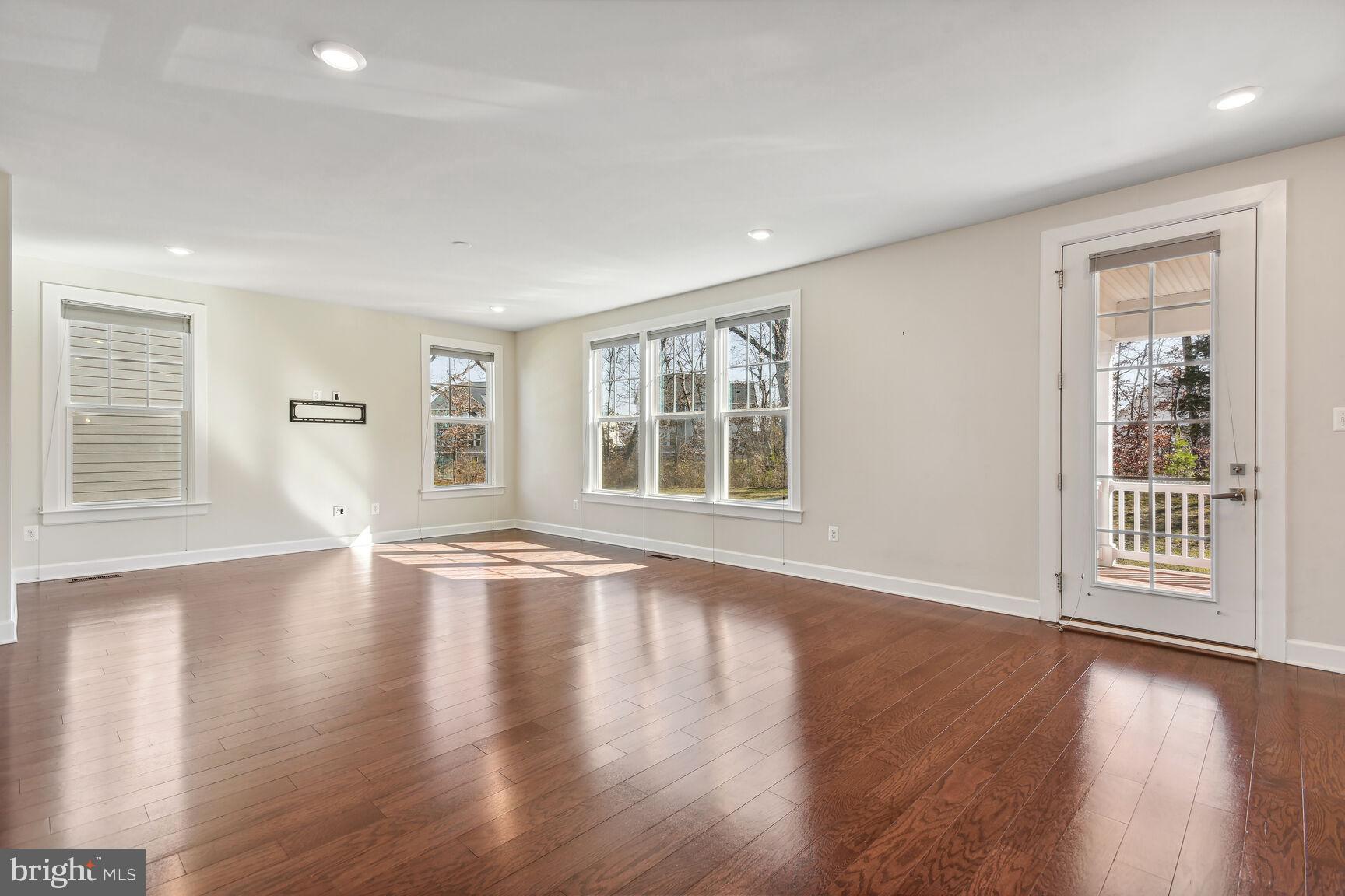 GRANT AT WILLOWSFORD - Residential