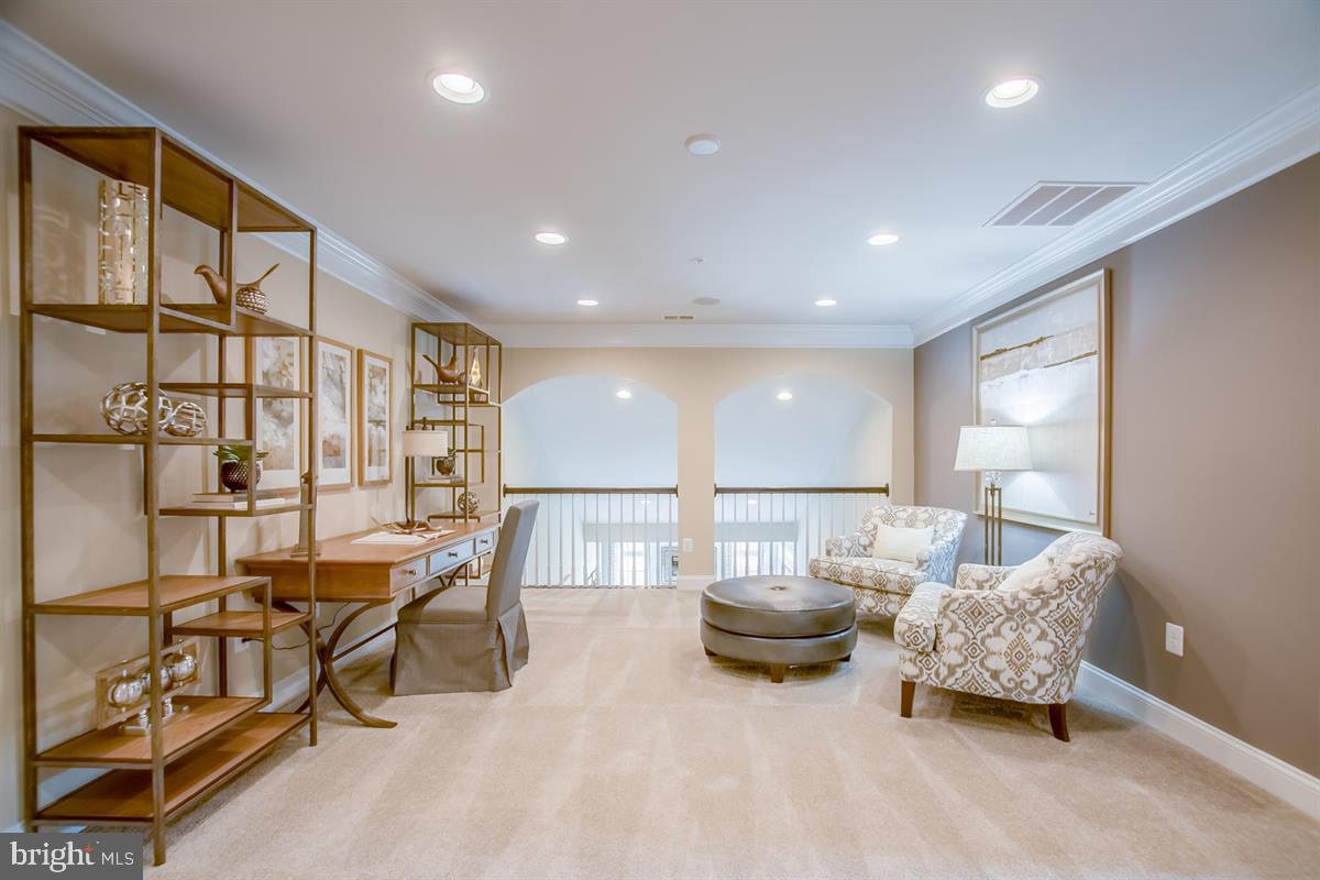 URBANA - Residential