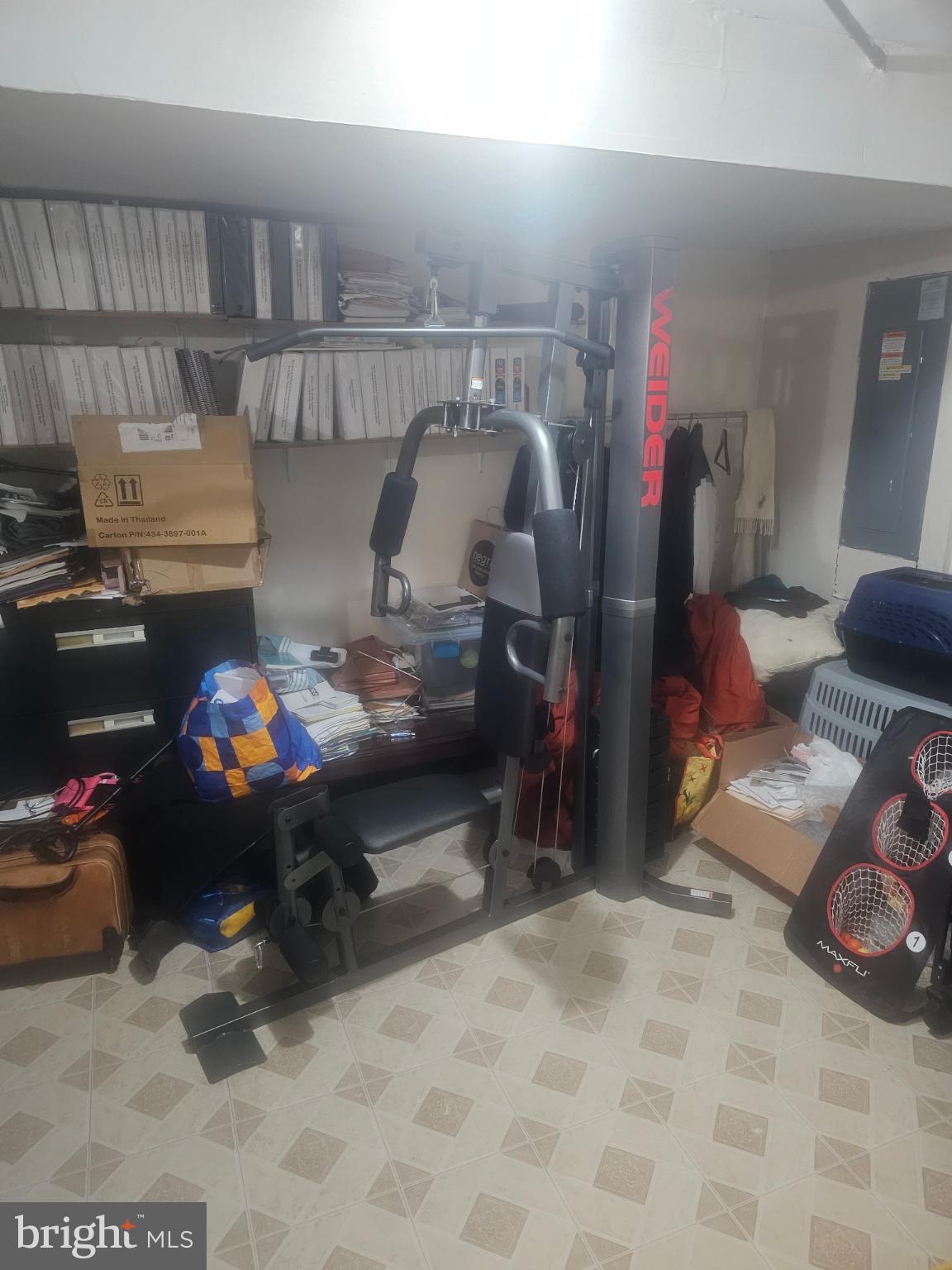 CROSS CREEK CLUB - Residential Lease