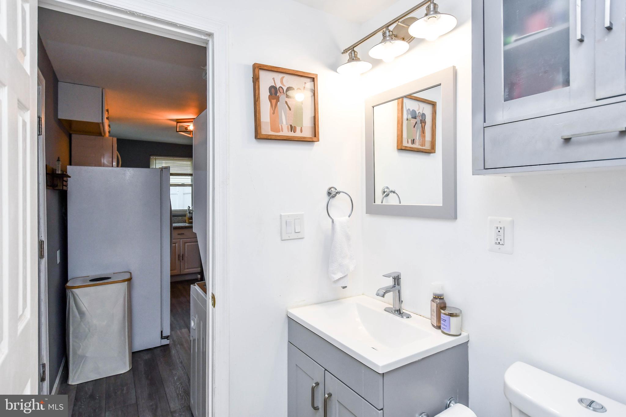 CARMODY HILLS - Residential Lease