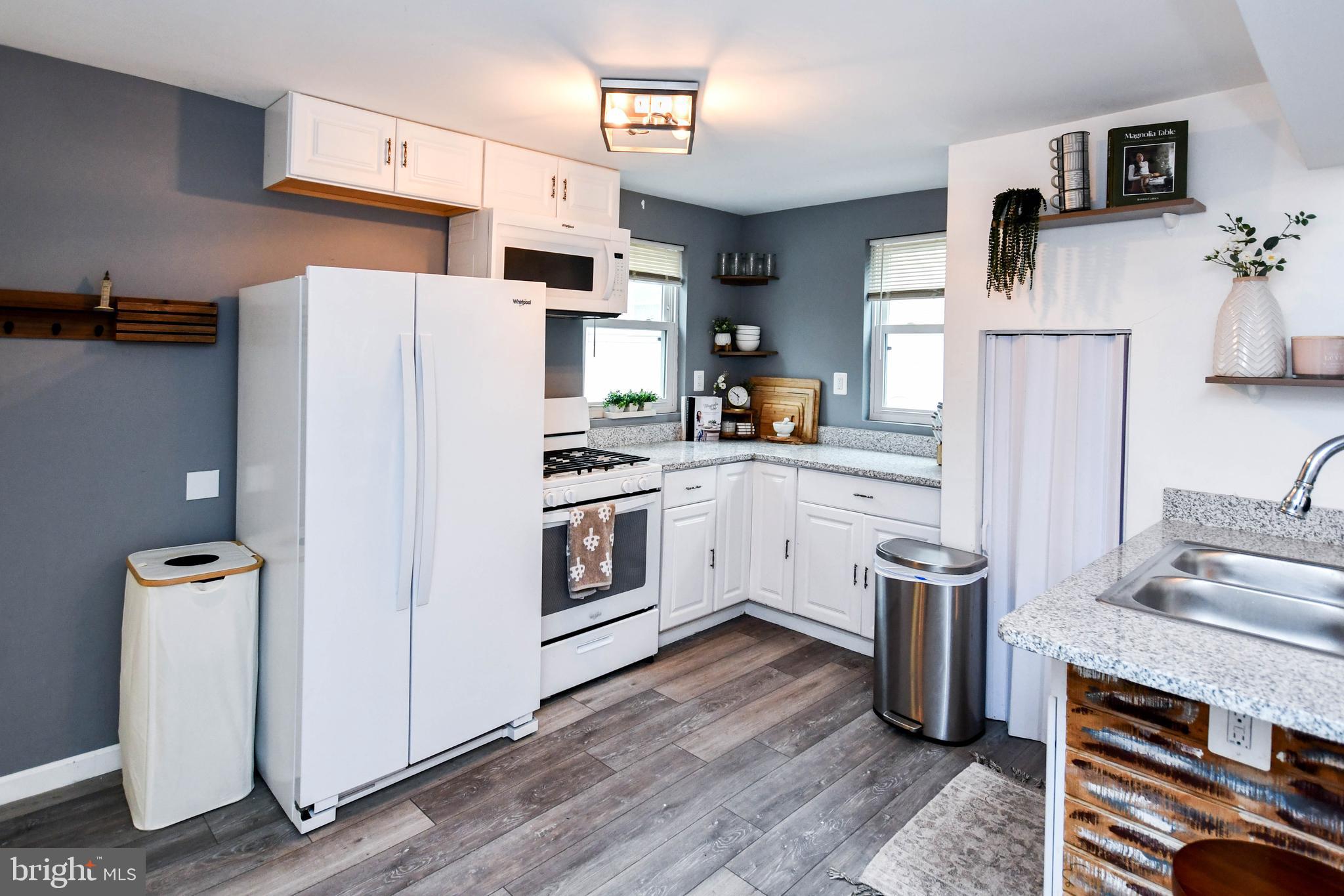 CARMODY HILLS - Residential Lease