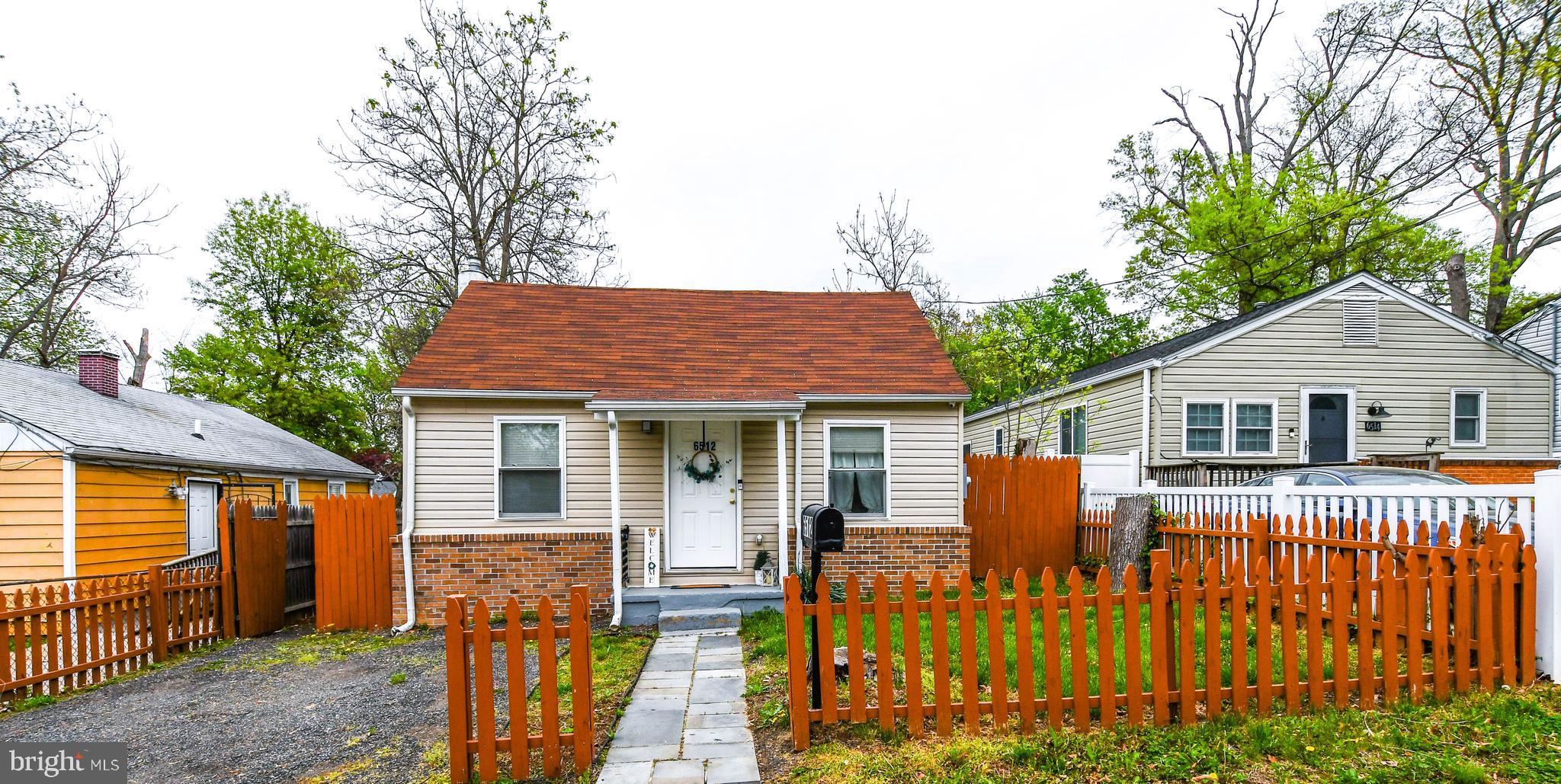 CARMODY HILLS - Residential Lease