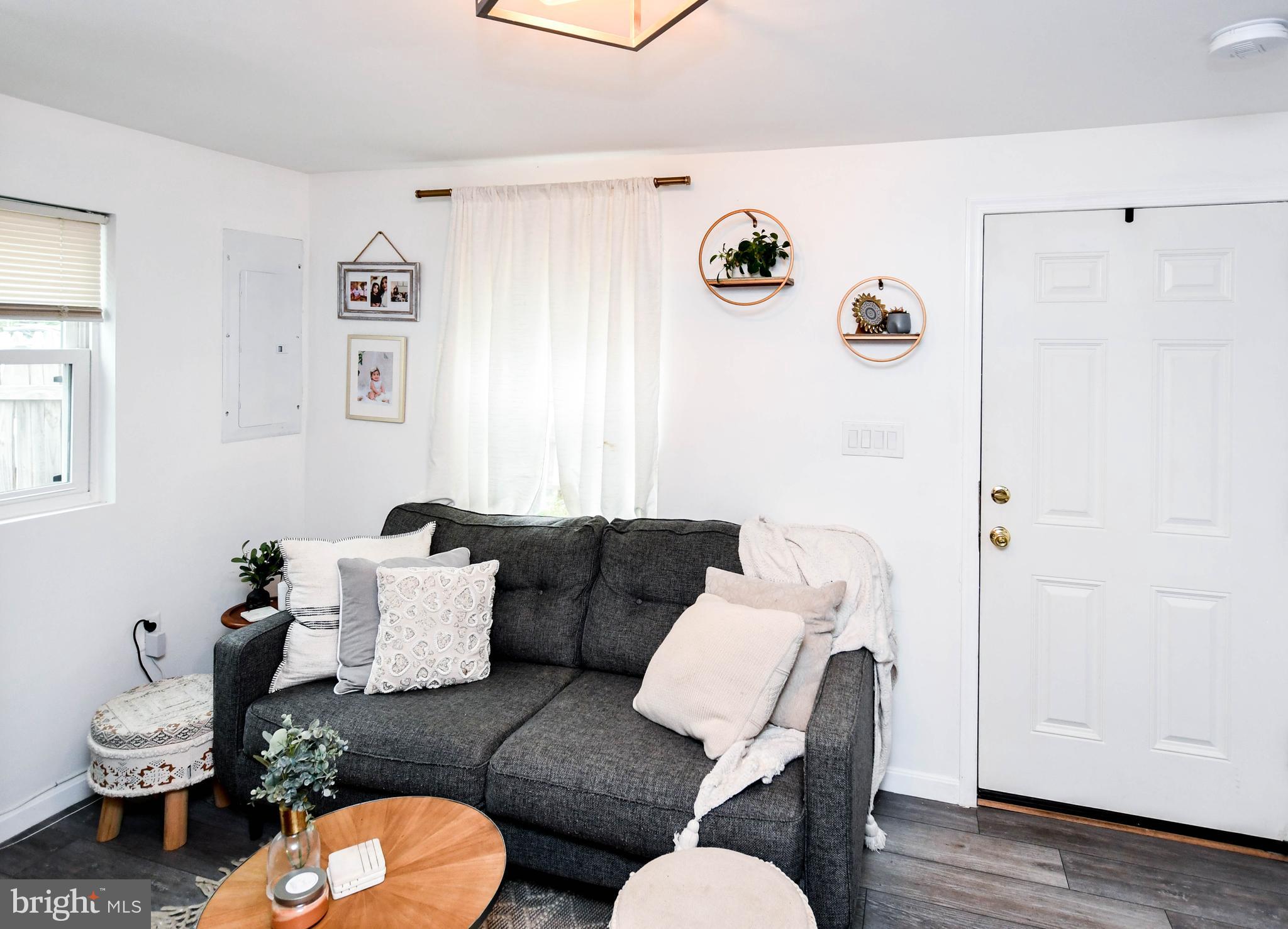 CARMODY HILLS - Residential Lease