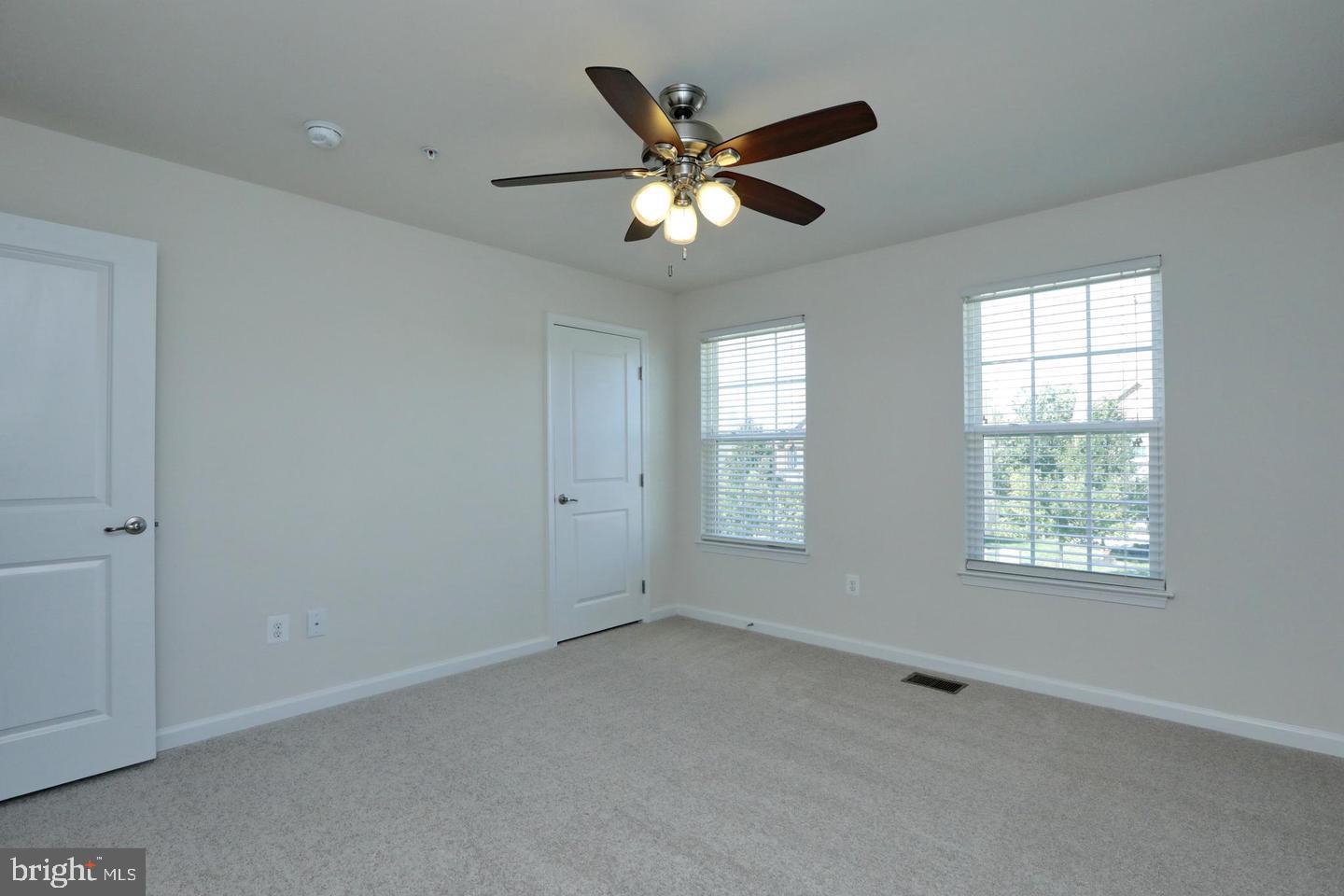 FIELDSIDE AT ST CHARLES - Residential