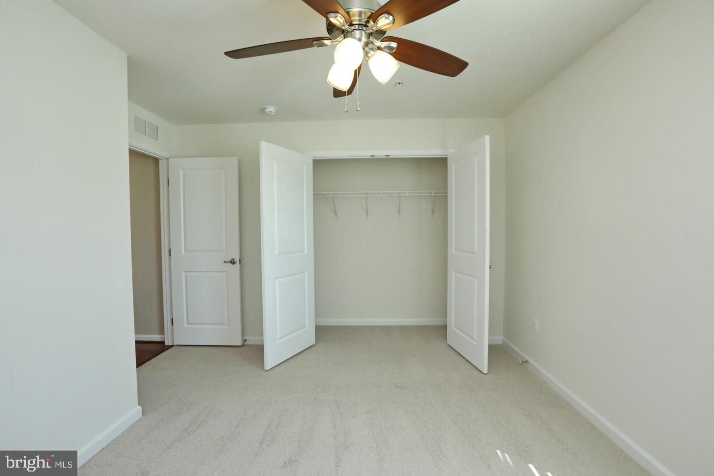 FIELDSIDE AT ST CHARLES - Residential