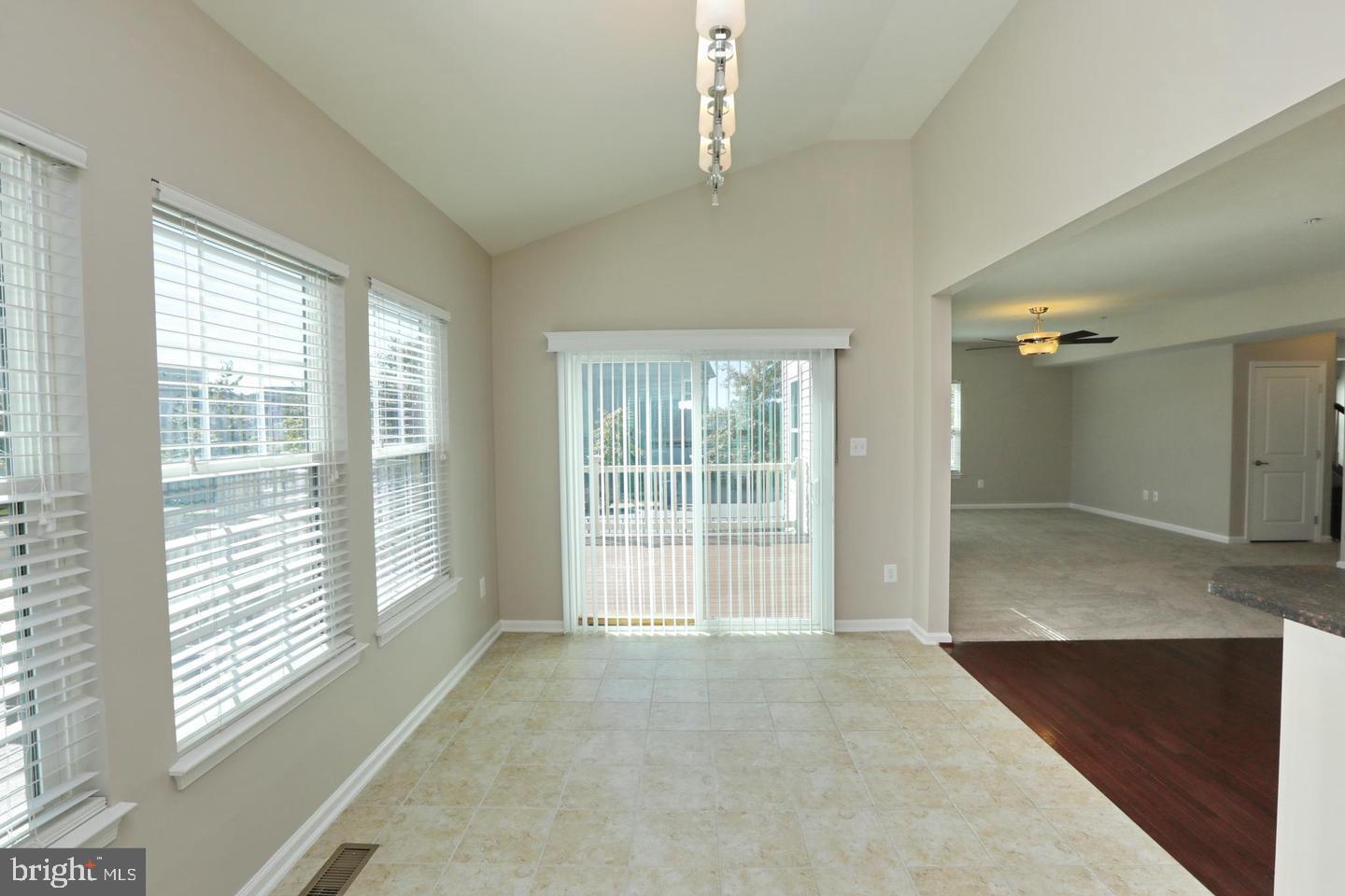 FIELDSIDE AT ST CHARLES - Residential