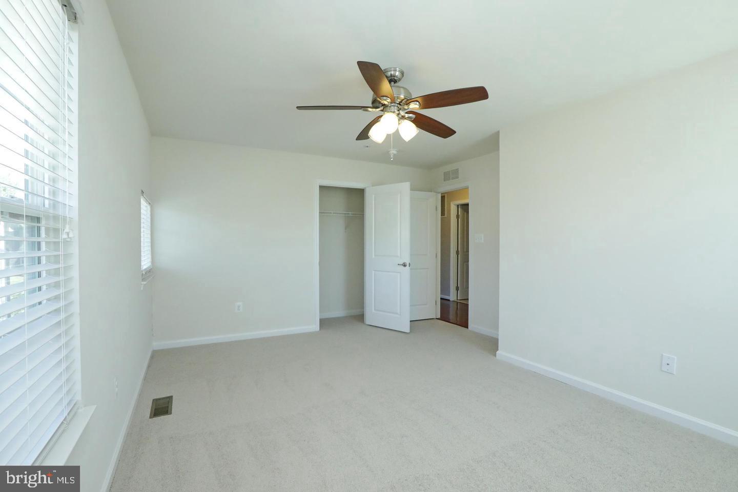 FIELDSIDE AT ST CHARLES - Residential