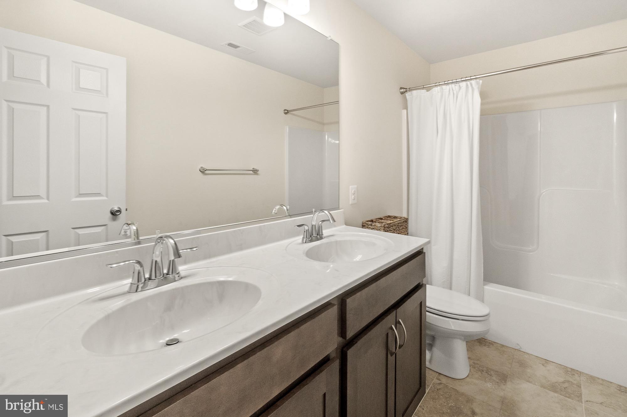 EAGLEHEAD PINEHURST - Residential