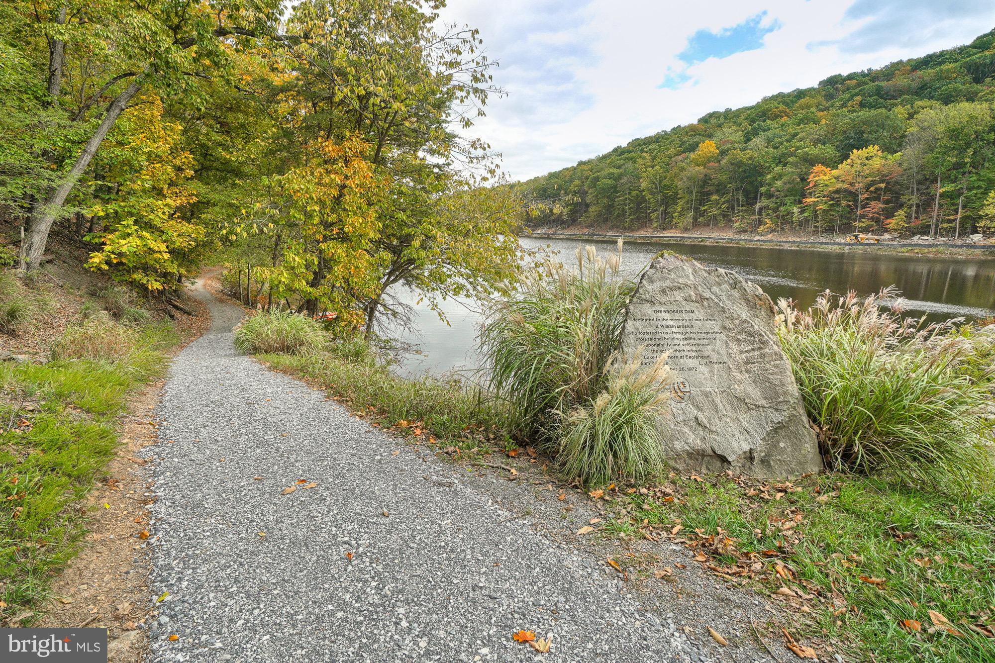 EAGLEHEAD PINEHURST - Residential