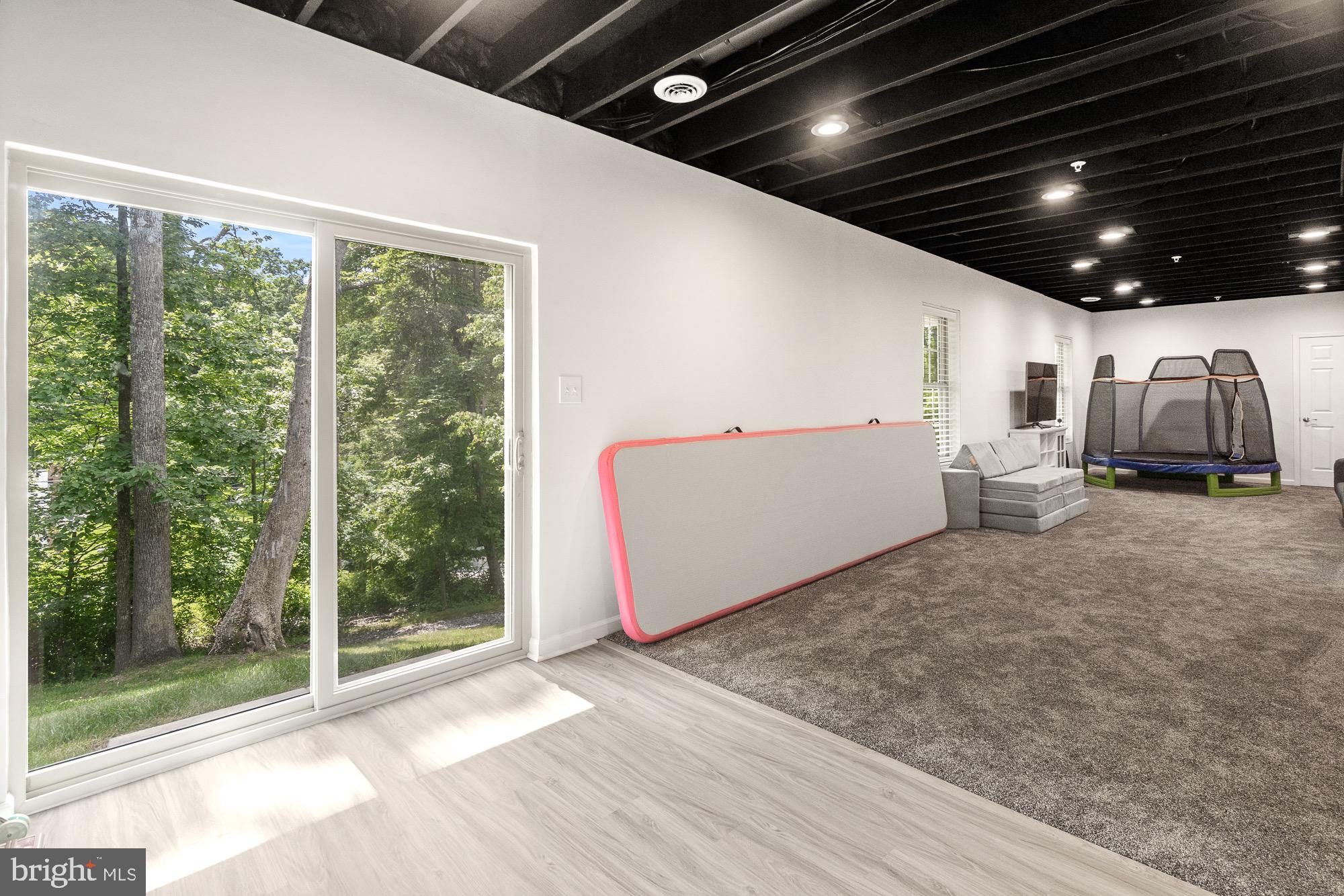 EAGLEHEAD PINEHURST - Residential