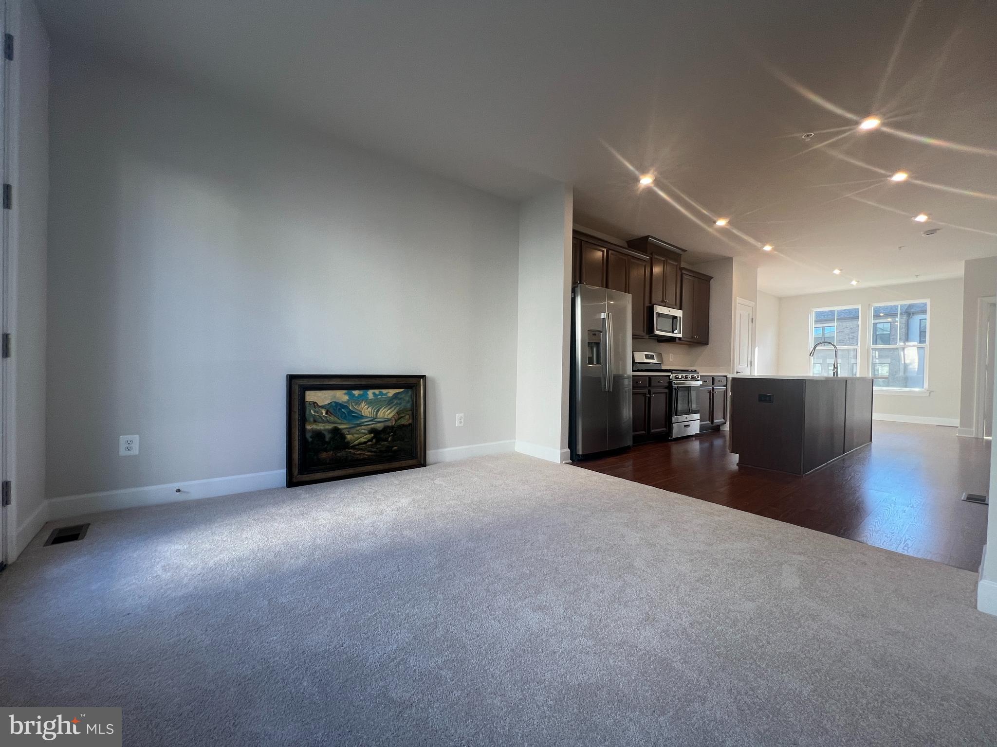 GATEWAY WEST - Residential Lease