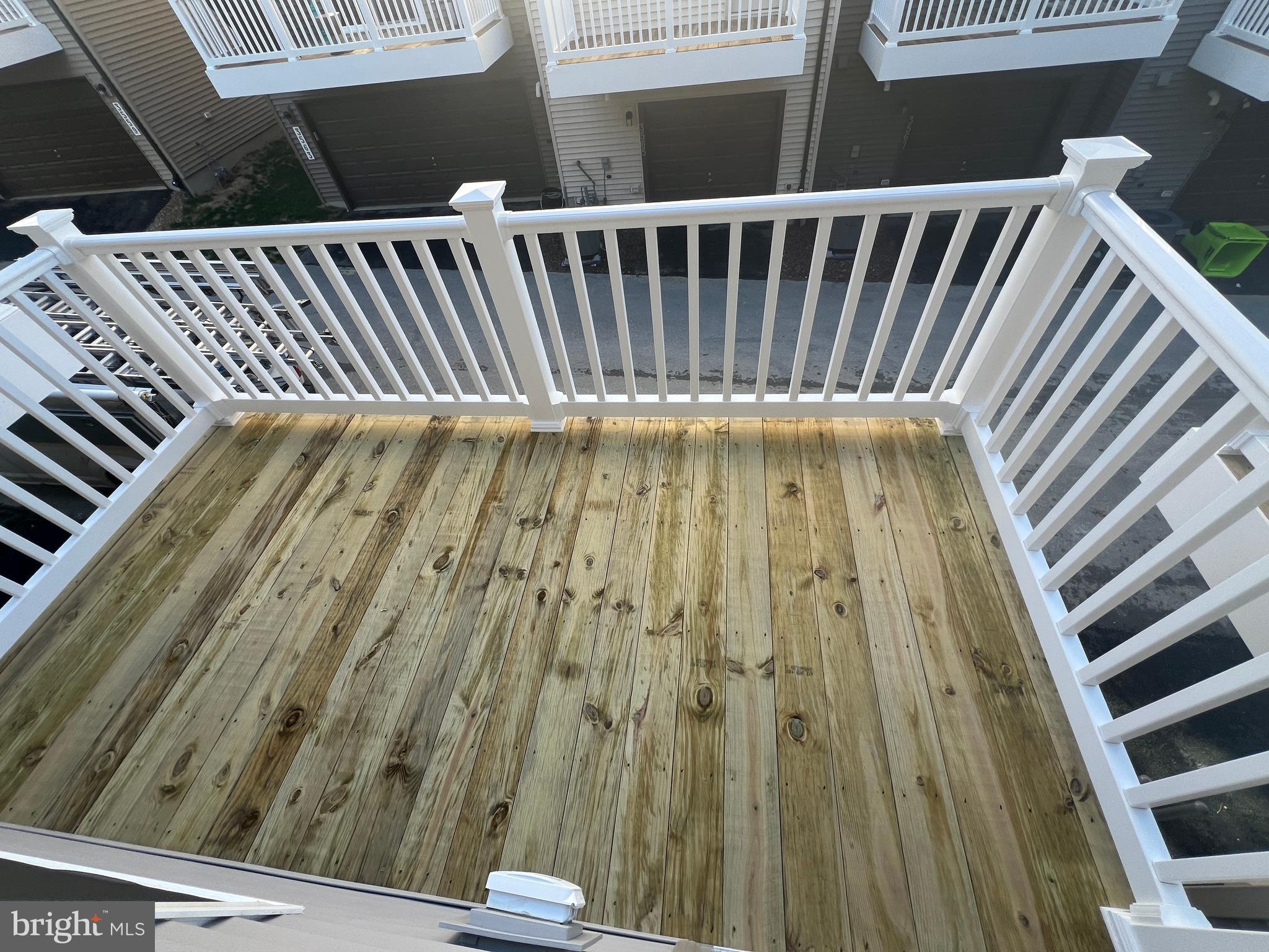 GATEWAY WEST - Residential Lease