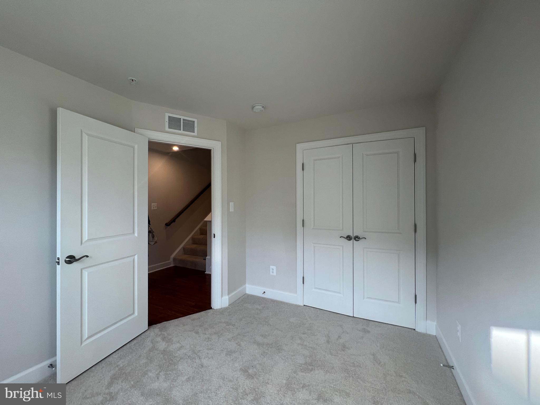 GATEWAY WEST - Residential Lease