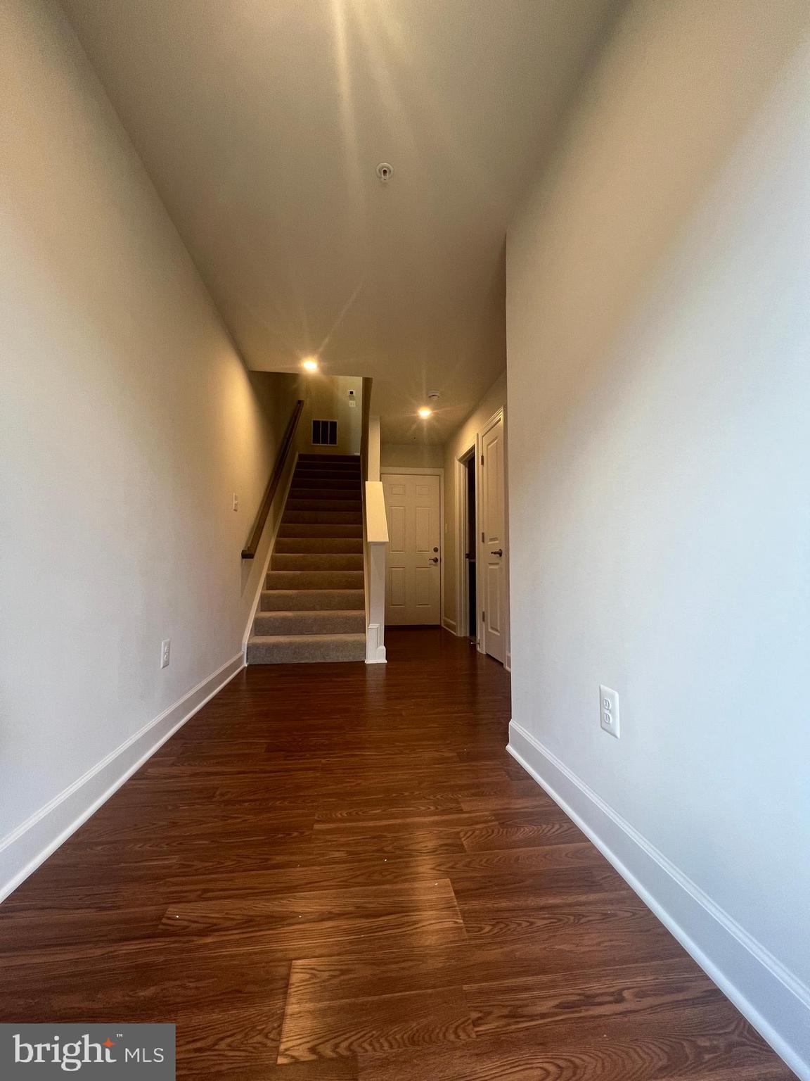 GATEWAY WEST - Residential Lease