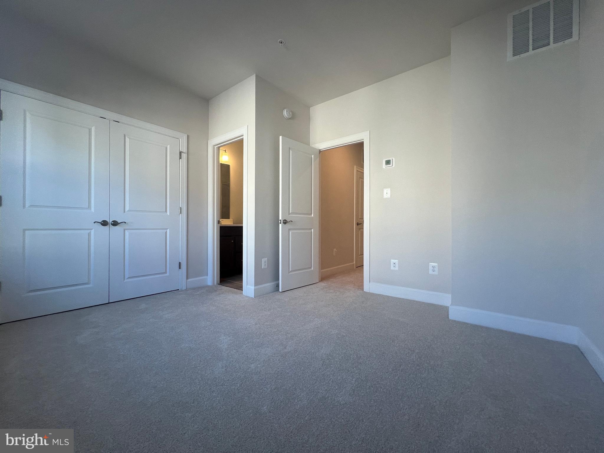 GATEWAY WEST - Residential Lease