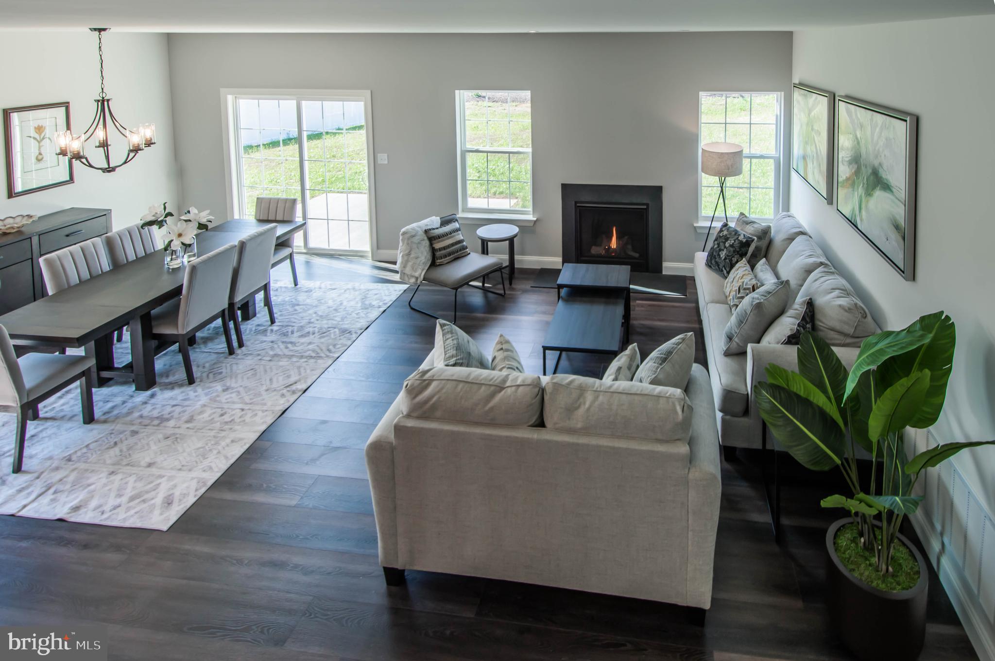 MEADOW LANE FARMS - Residential