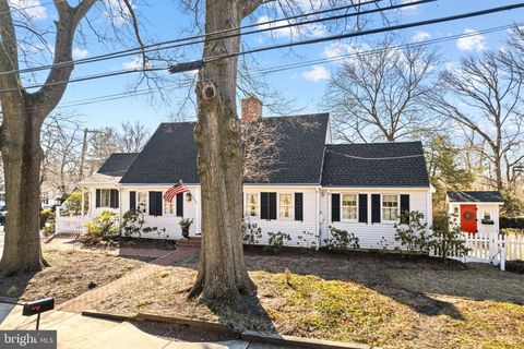 230 HUTCHINSON AVENUE HADDONFIELD NJ 08033