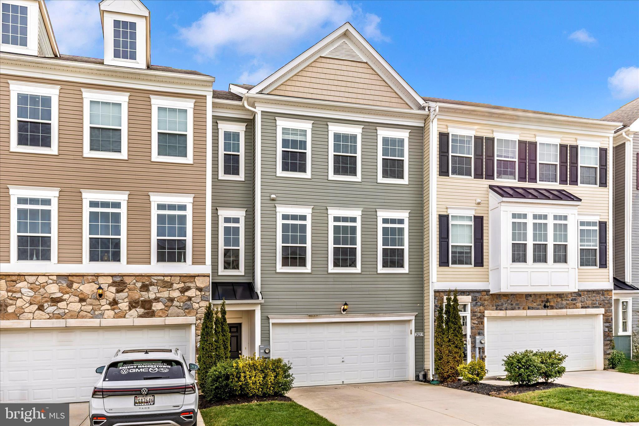 ROSEWOOD VILLAGE - Residential