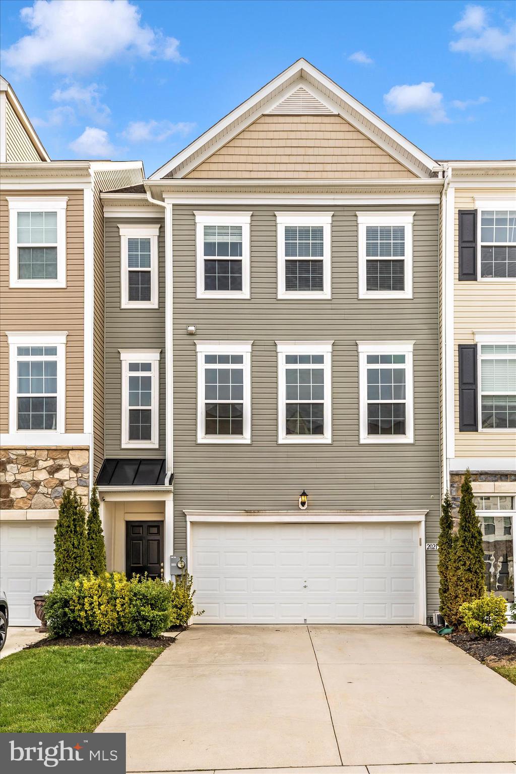 ROSEWOOD VILLAGE - Residential