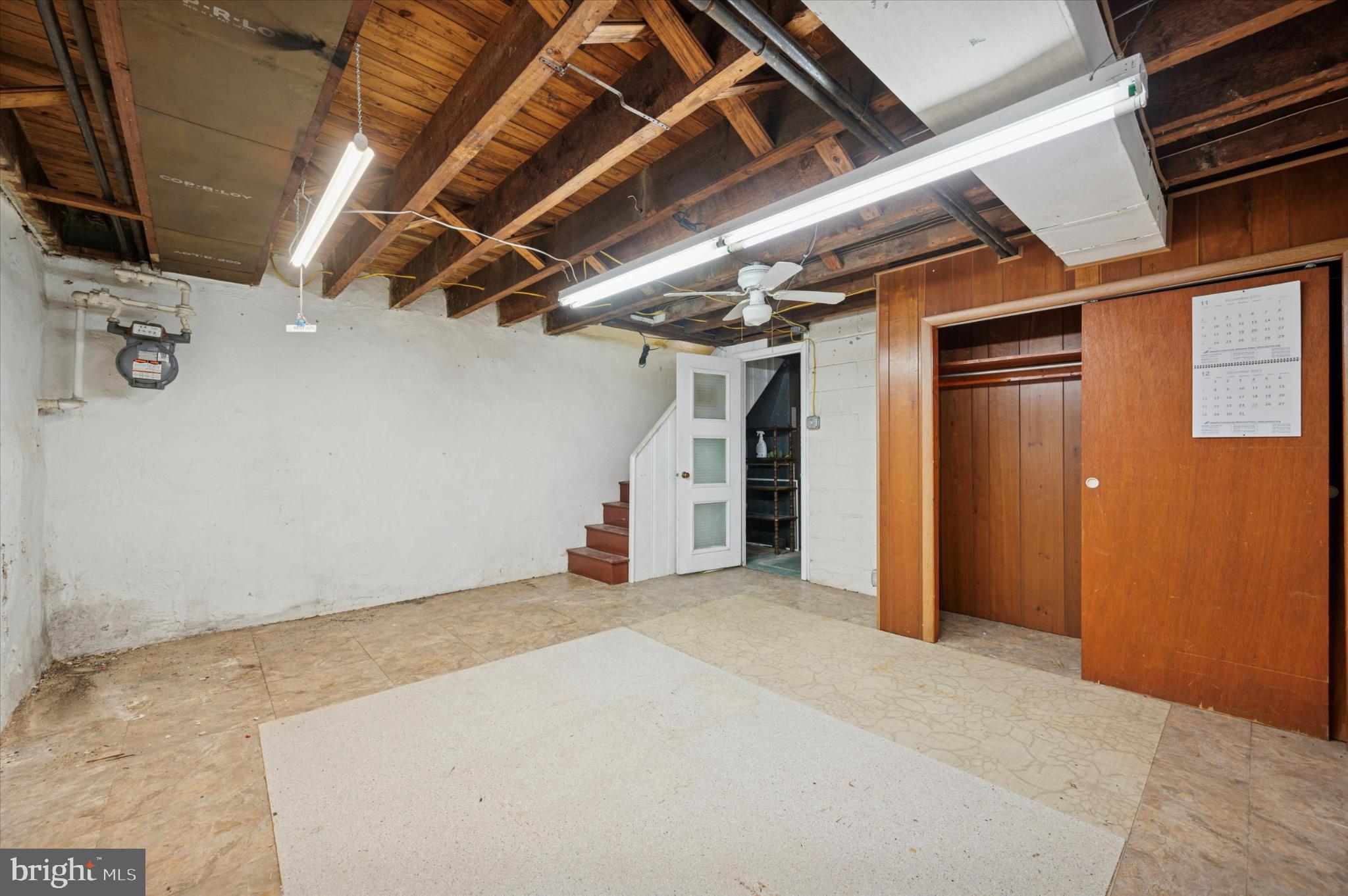 EAST OAK LANE - Residential