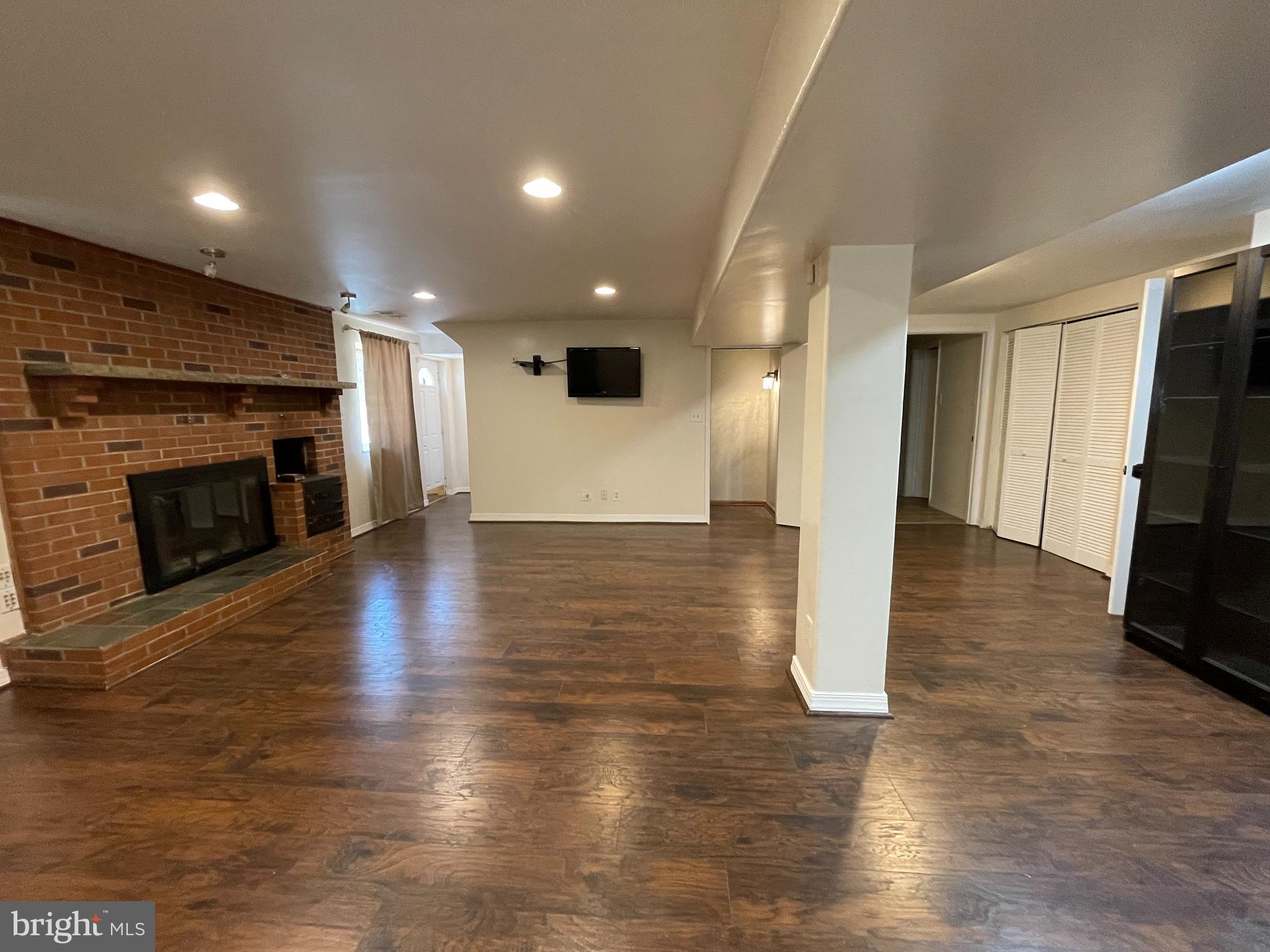 LIBERIA WOODS - Residential