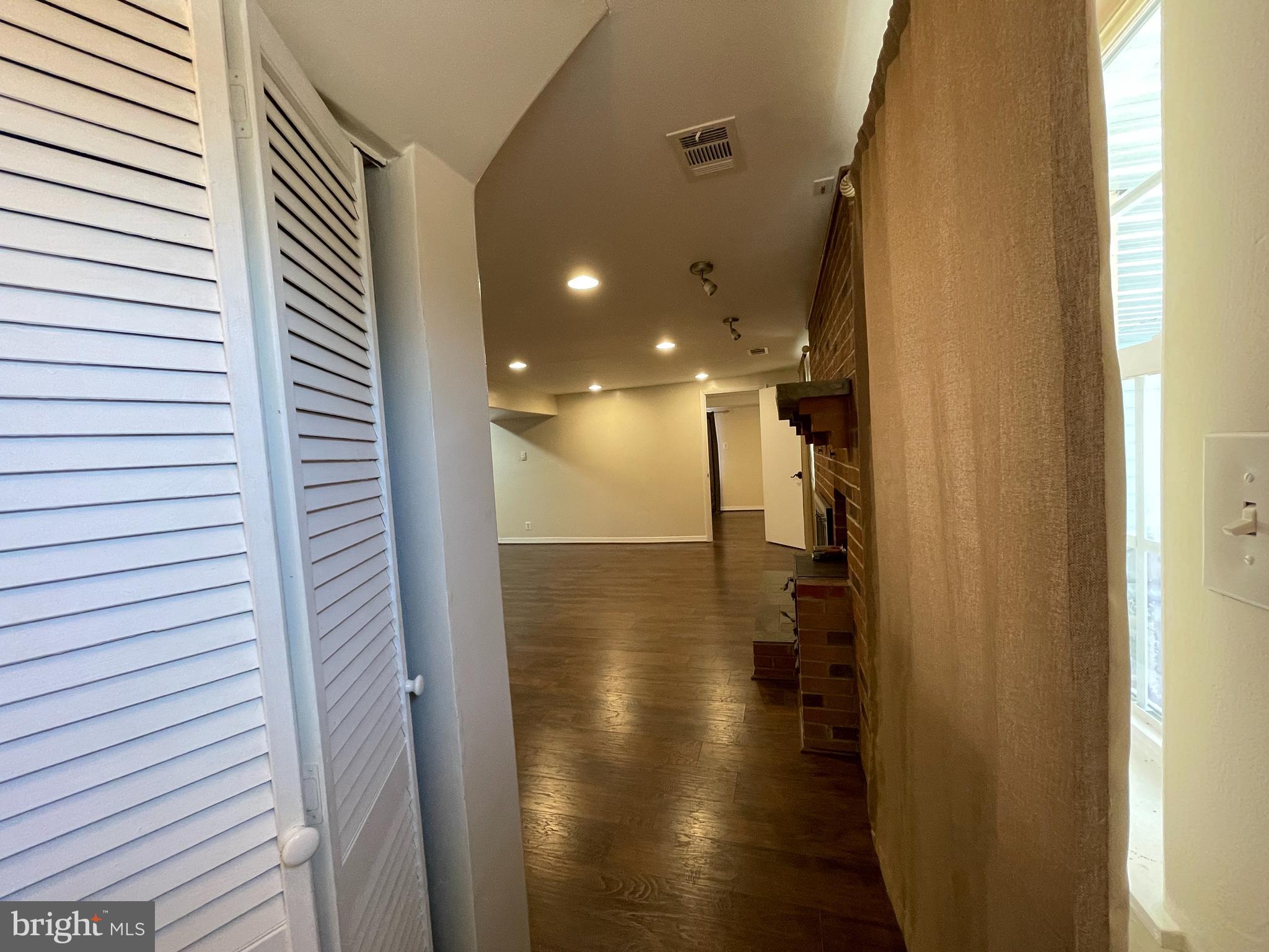 LIBERIA WOODS - Residential