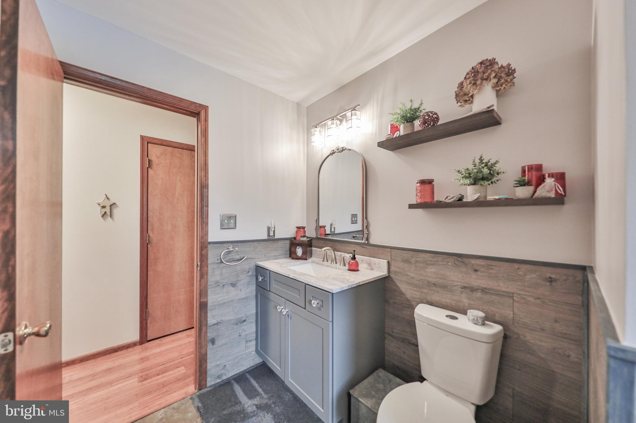 TOWAMENSING - Residential
