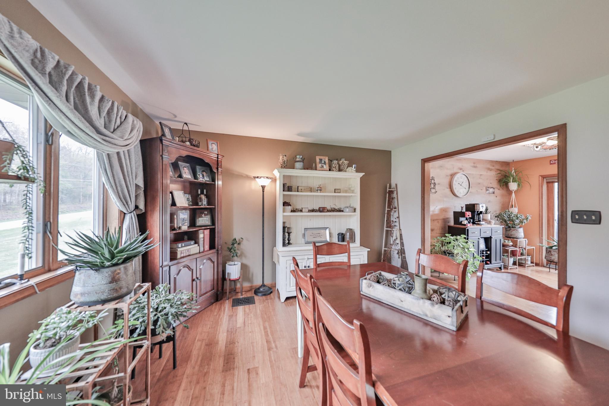 TOWAMENSING - Residential