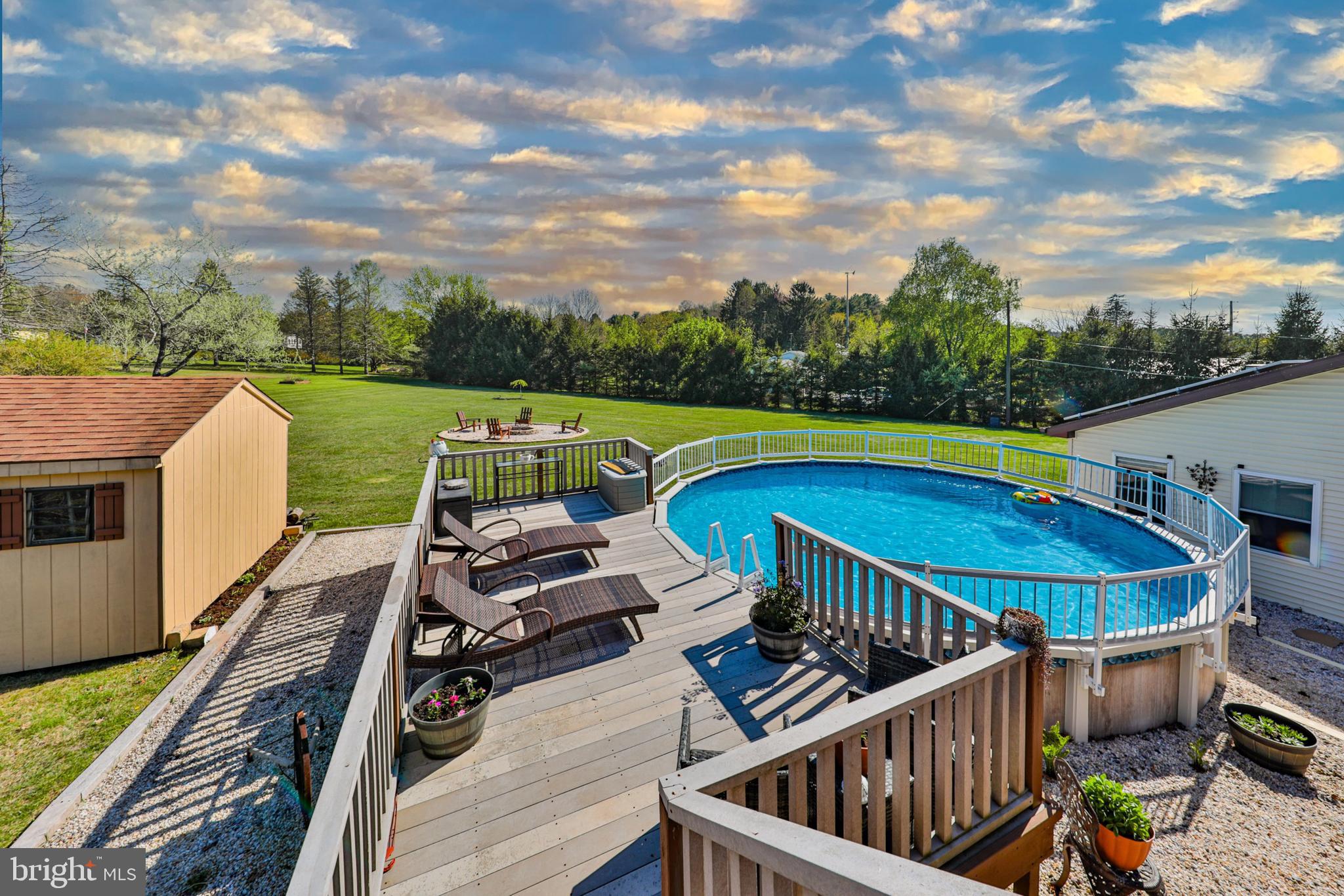 TOWAMENSING - Residential