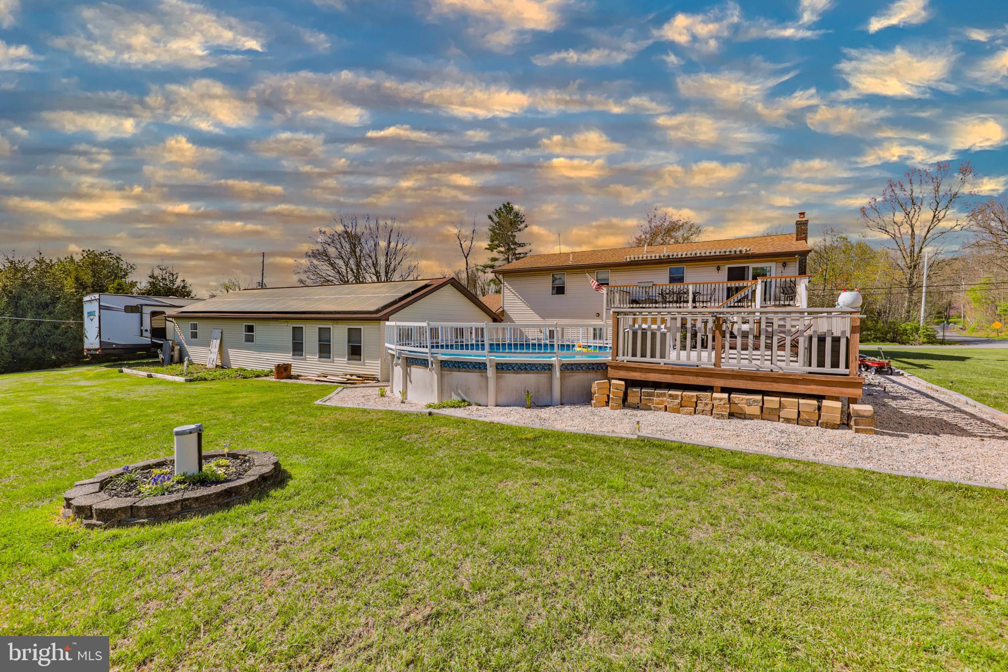 TOWAMENSING - Residential