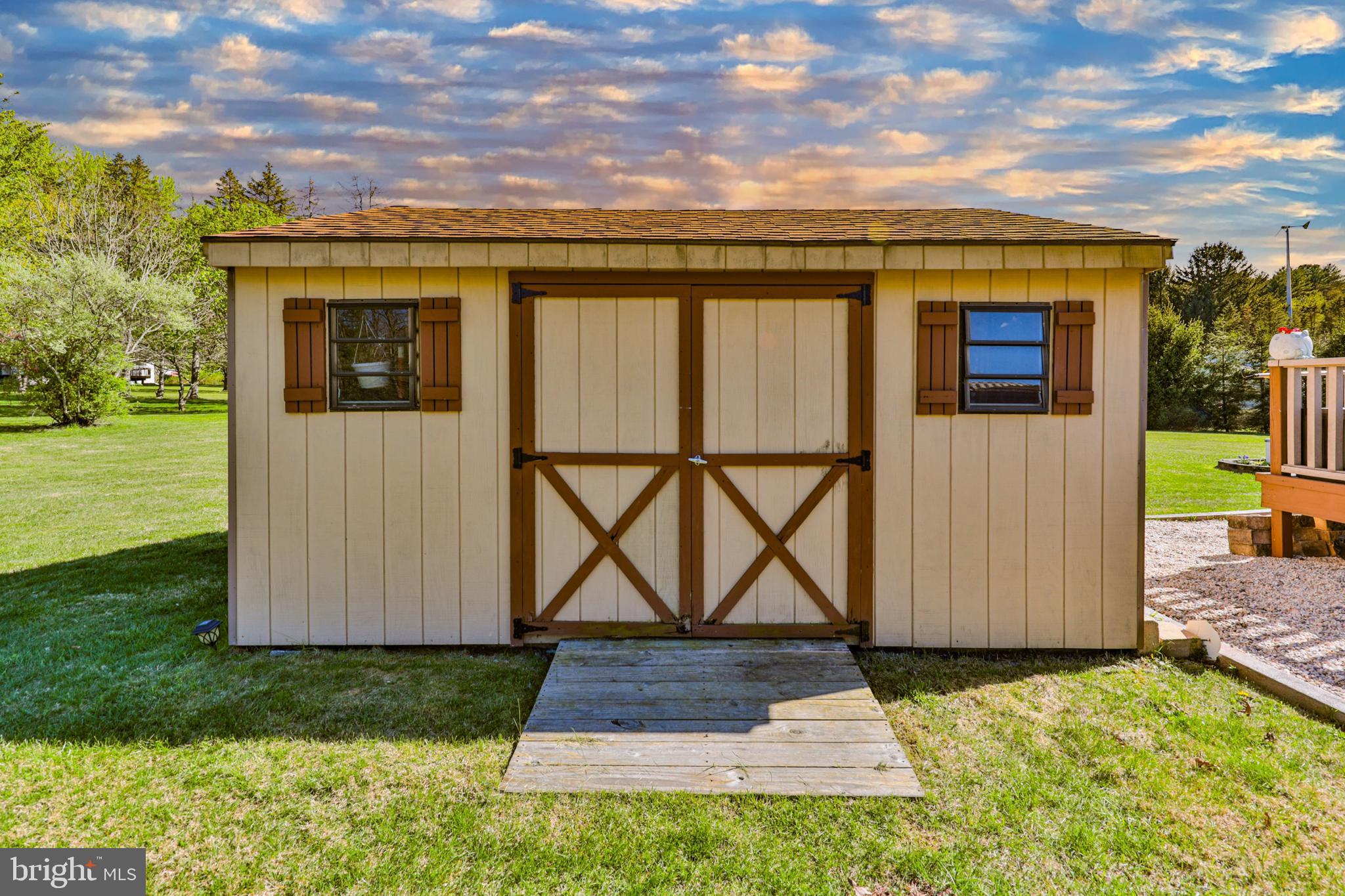TOWAMENSING - Residential
