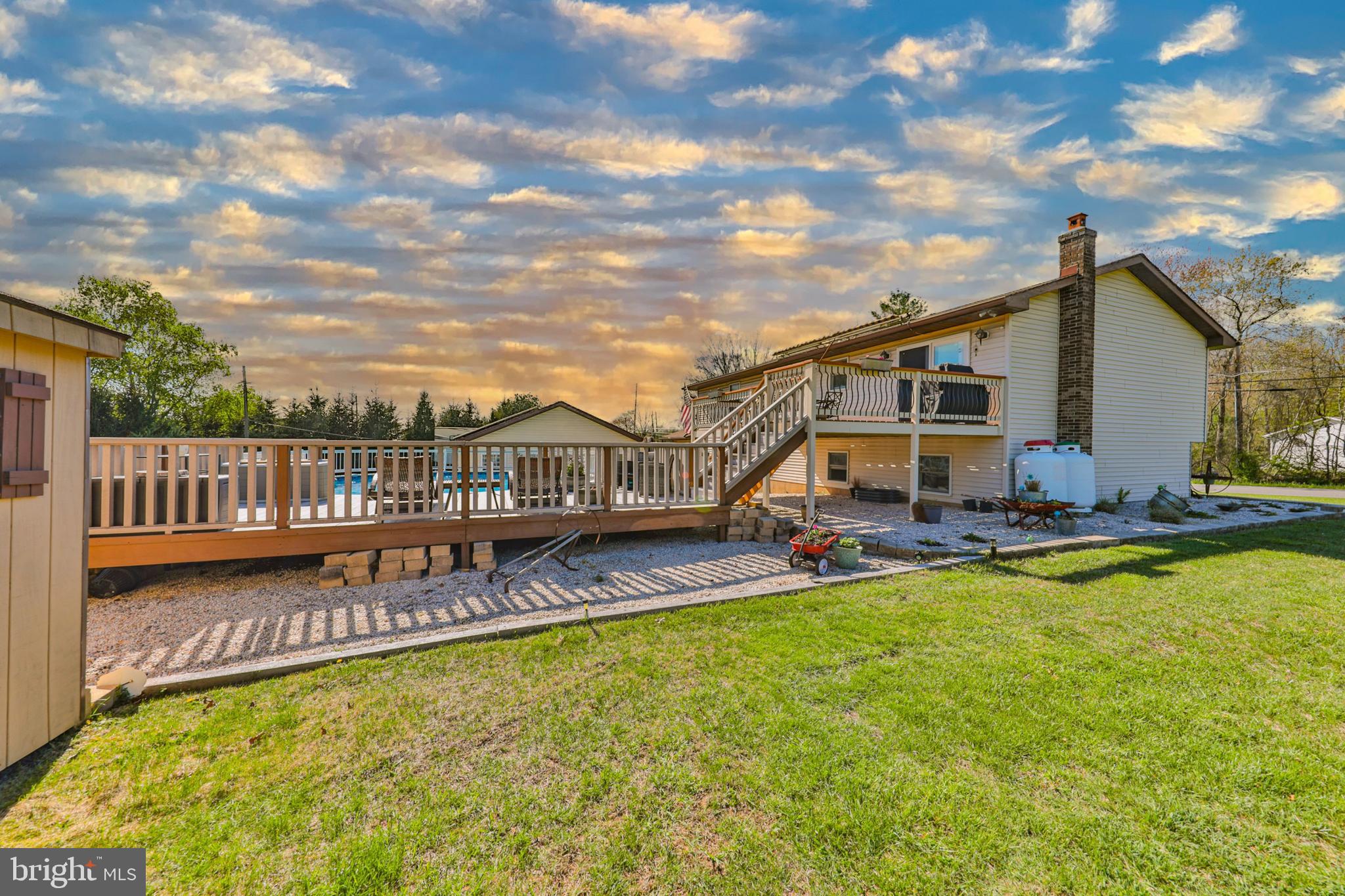 TOWAMENSING - Residential