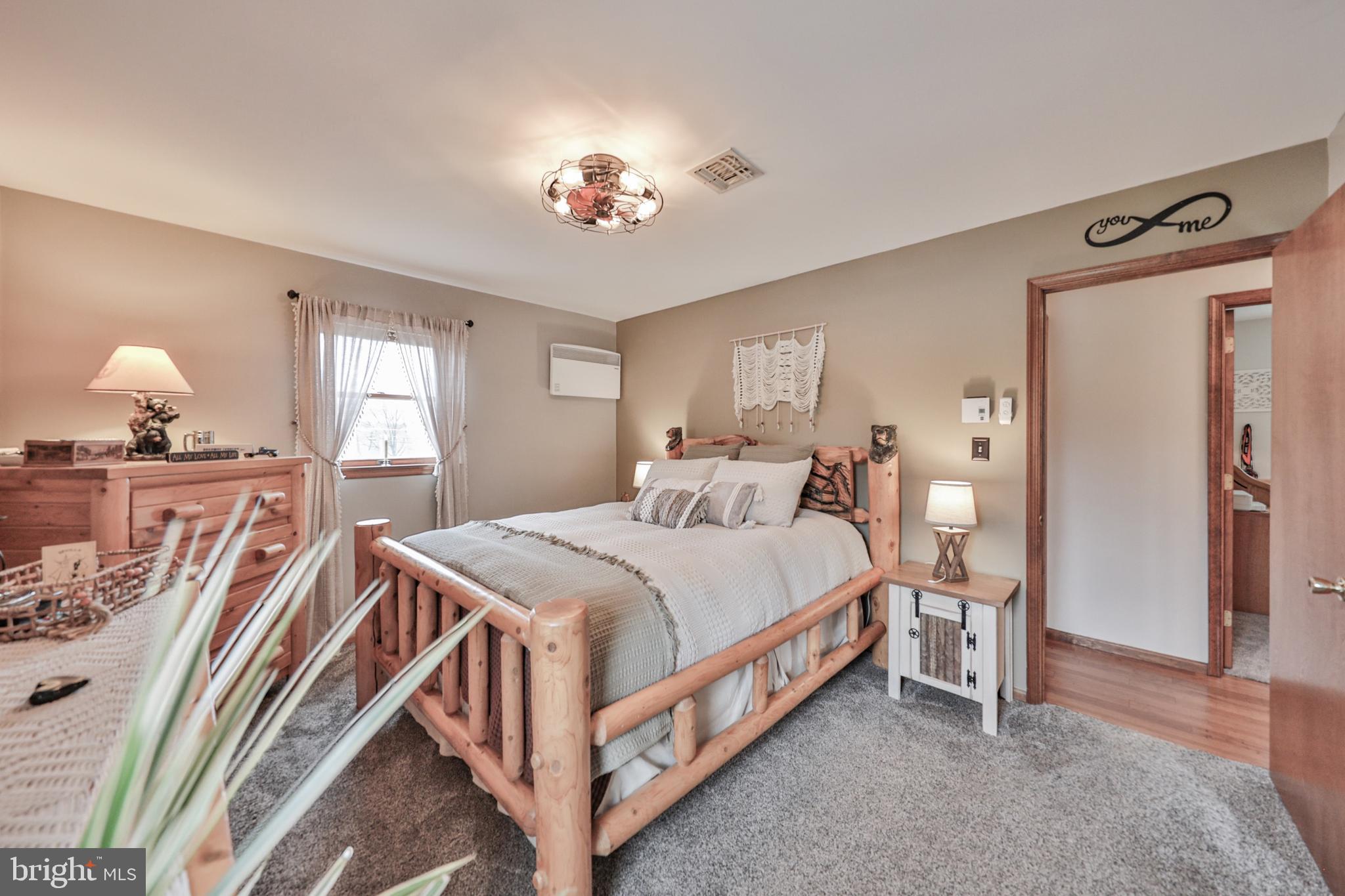TOWAMENSING - Residential