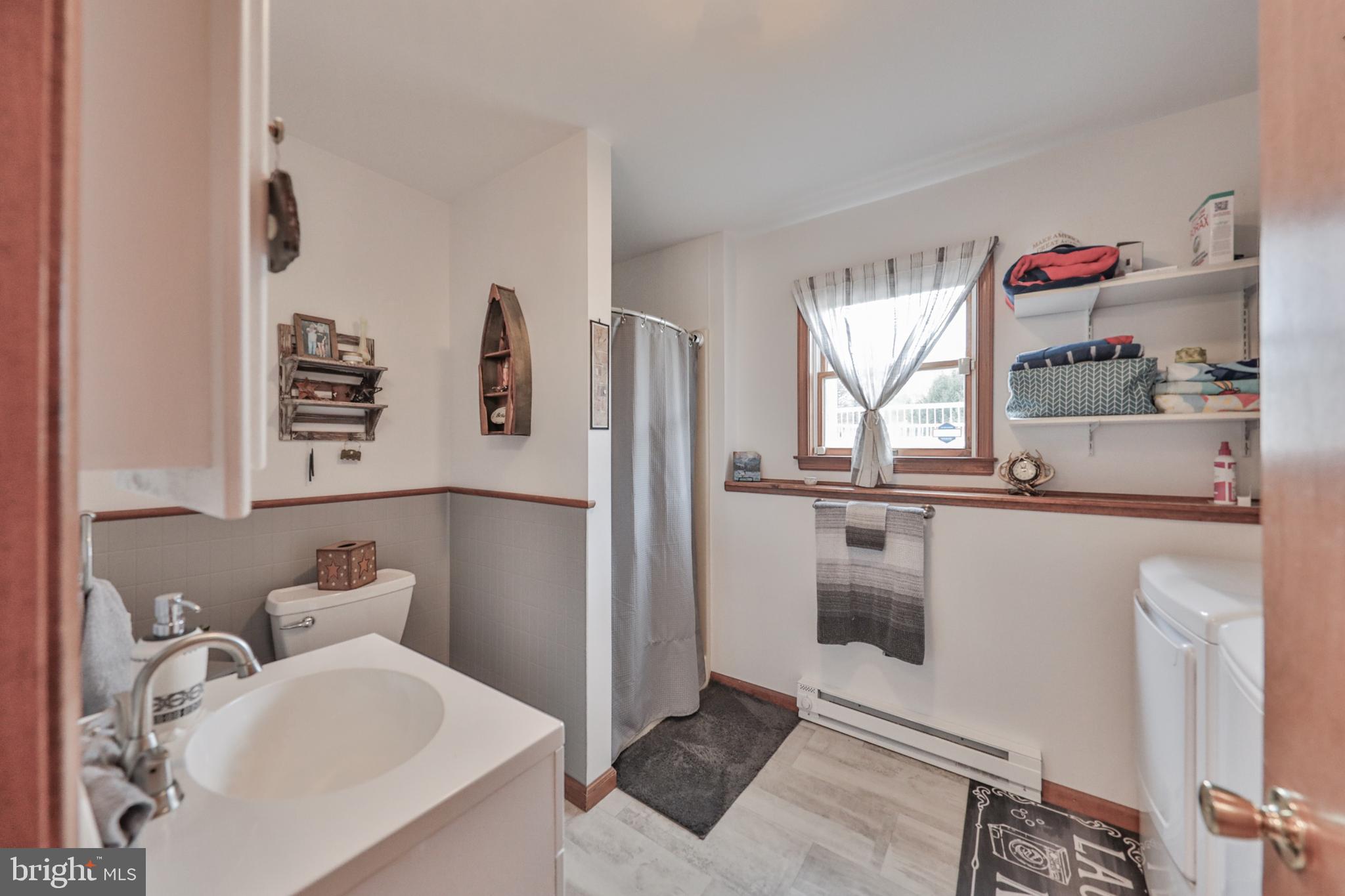 TOWAMENSING - Residential