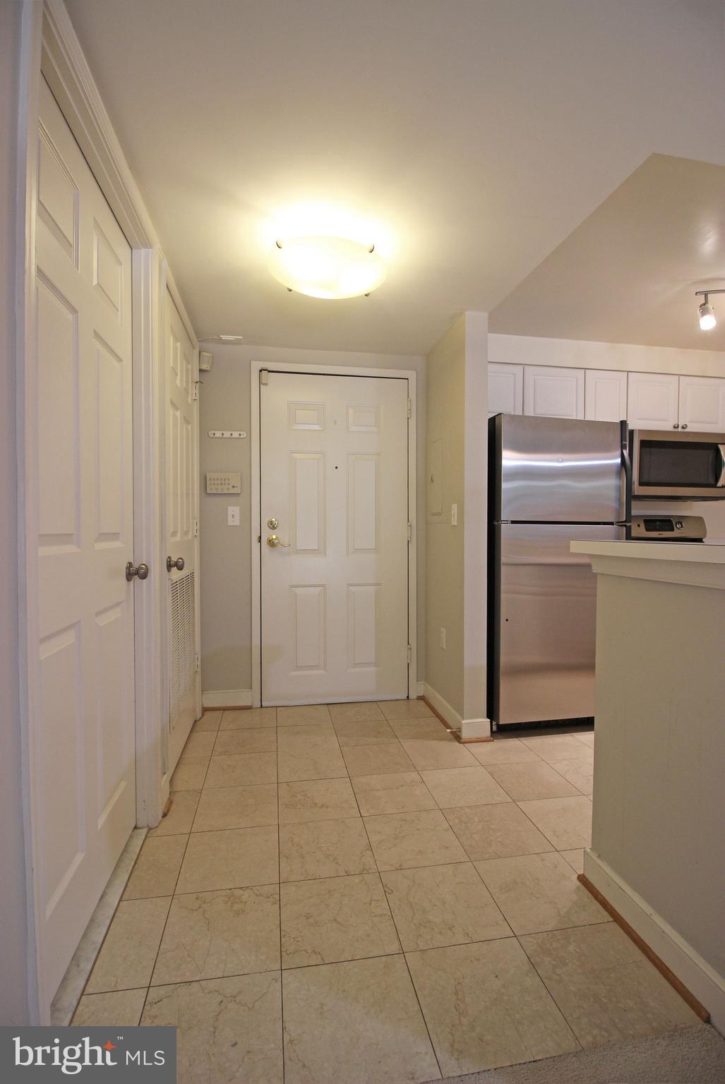 WINDSOR PLAZA - Residential Lease