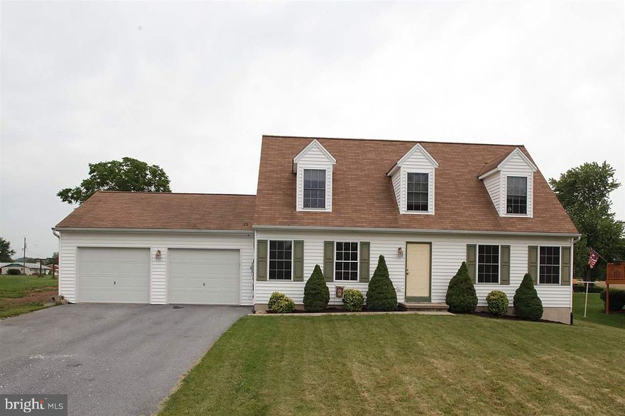 LIKE NEW and MOVE IN READY!!! Spacious Cape Cod   Lower Dauphin Schools. This home has been freshened up with New Carpet and Fresh Paint! Eat-in kitchen with a large open dining area and sliding doors to a rear deck. 2 First Floor Bedrooms!!This home is Light and Bright and Absolutely Adorable!!