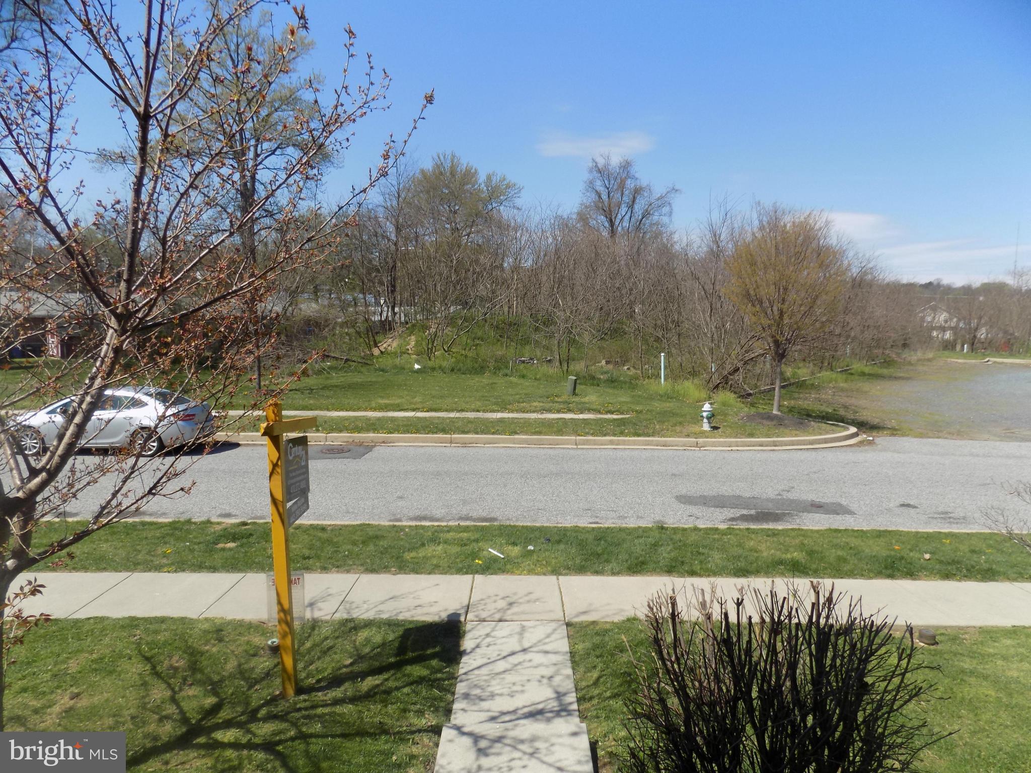 IVY HILLS - Residential Lease