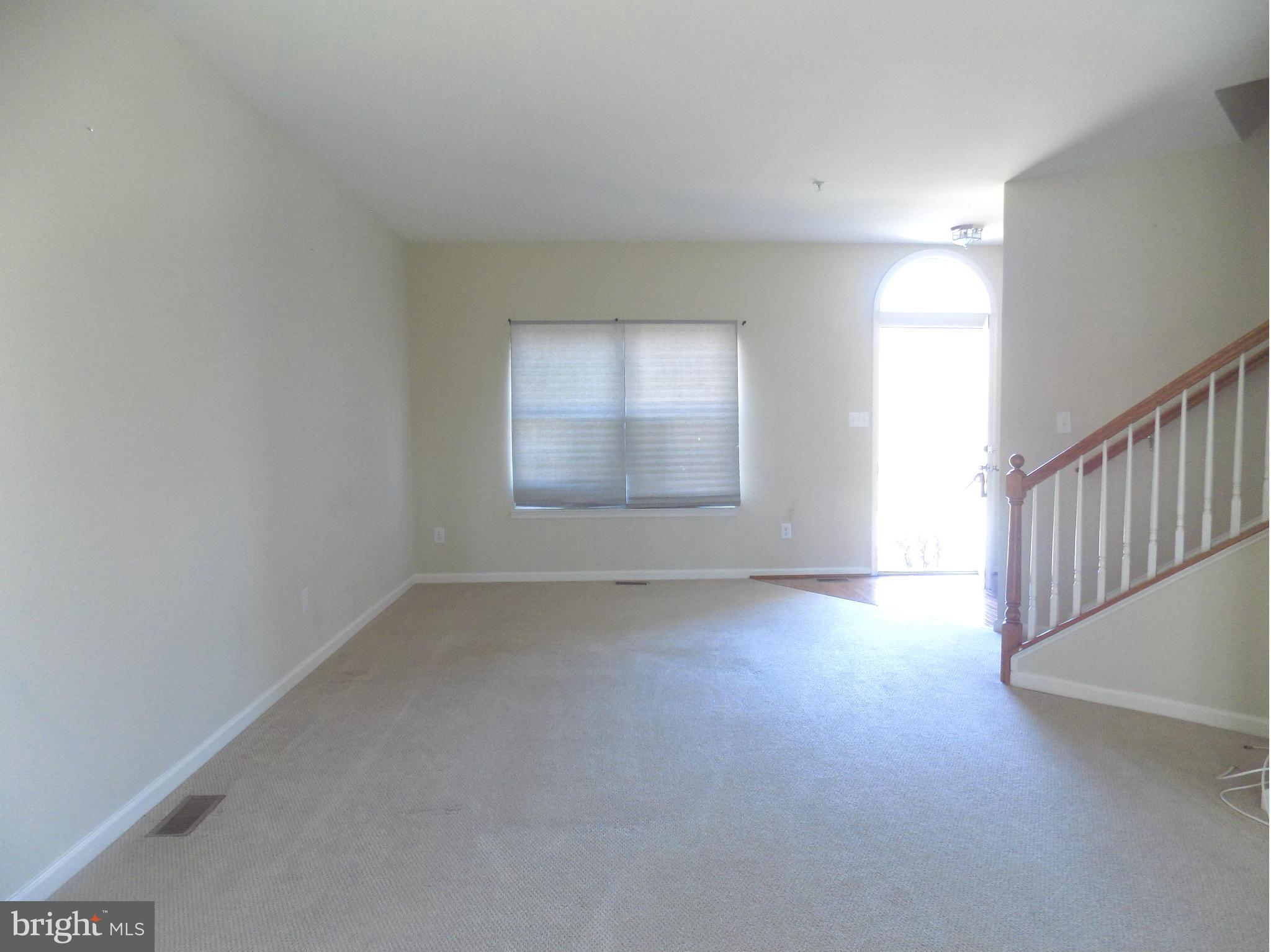 IVY HILLS - Residential Lease