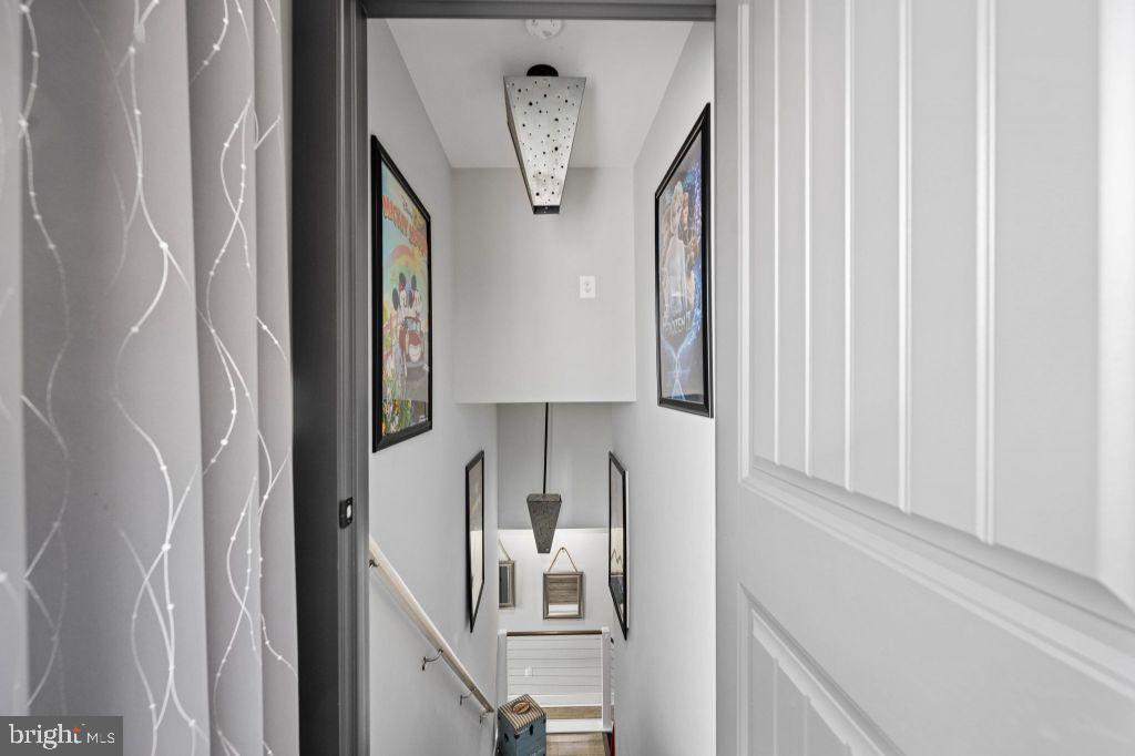 EAGLE BAY - Residential