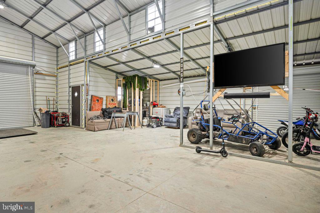 EAGLE BAY - Residential