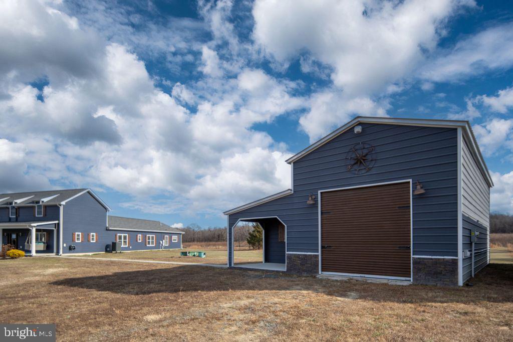 EAGLE BAY - Residential