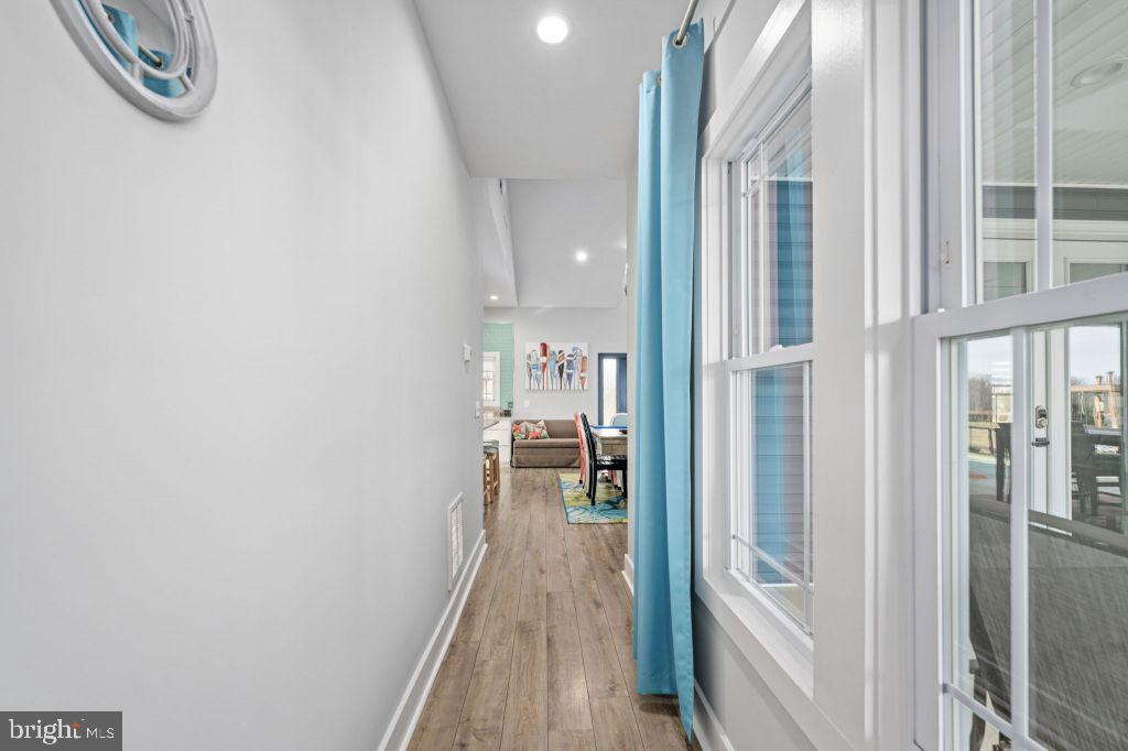 EAGLE BAY - Residential