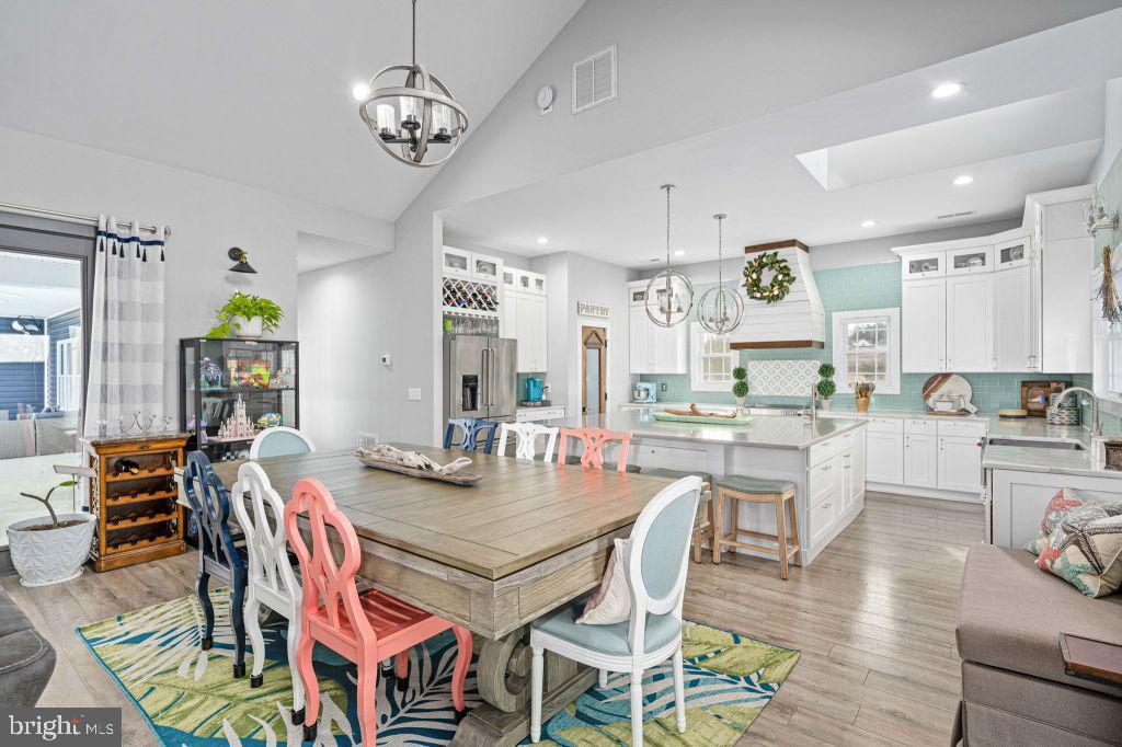 EAGLE BAY - Residential