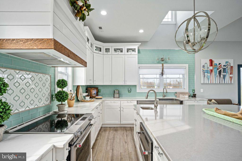 EAGLE BAY - Residential