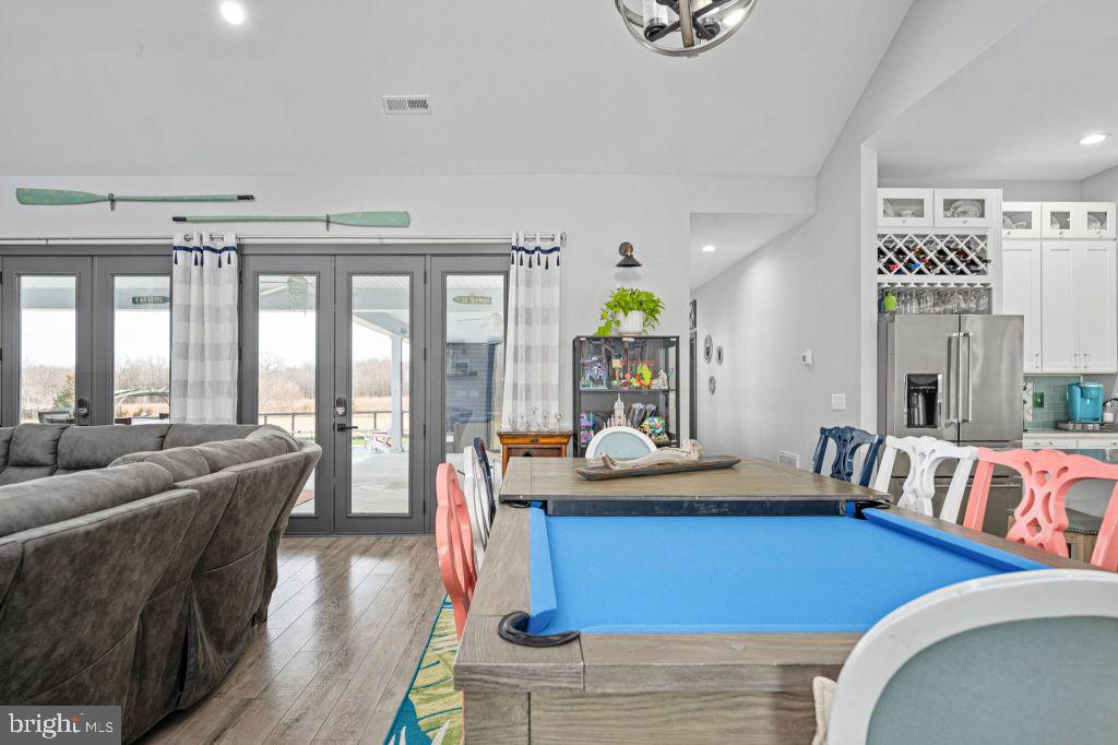 EAGLE BAY - Residential