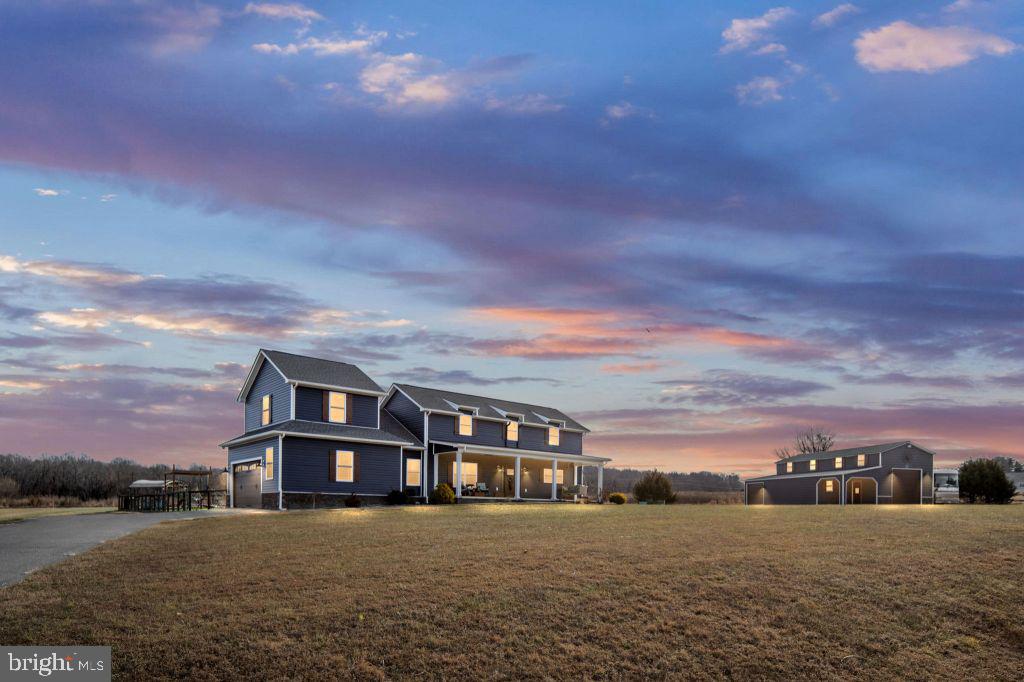 EAGLE BAY - Residential