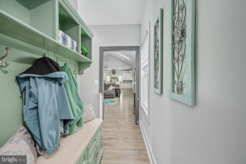 EAGLE BAY - Residential