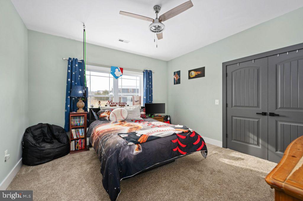 EAGLE BAY - Residential